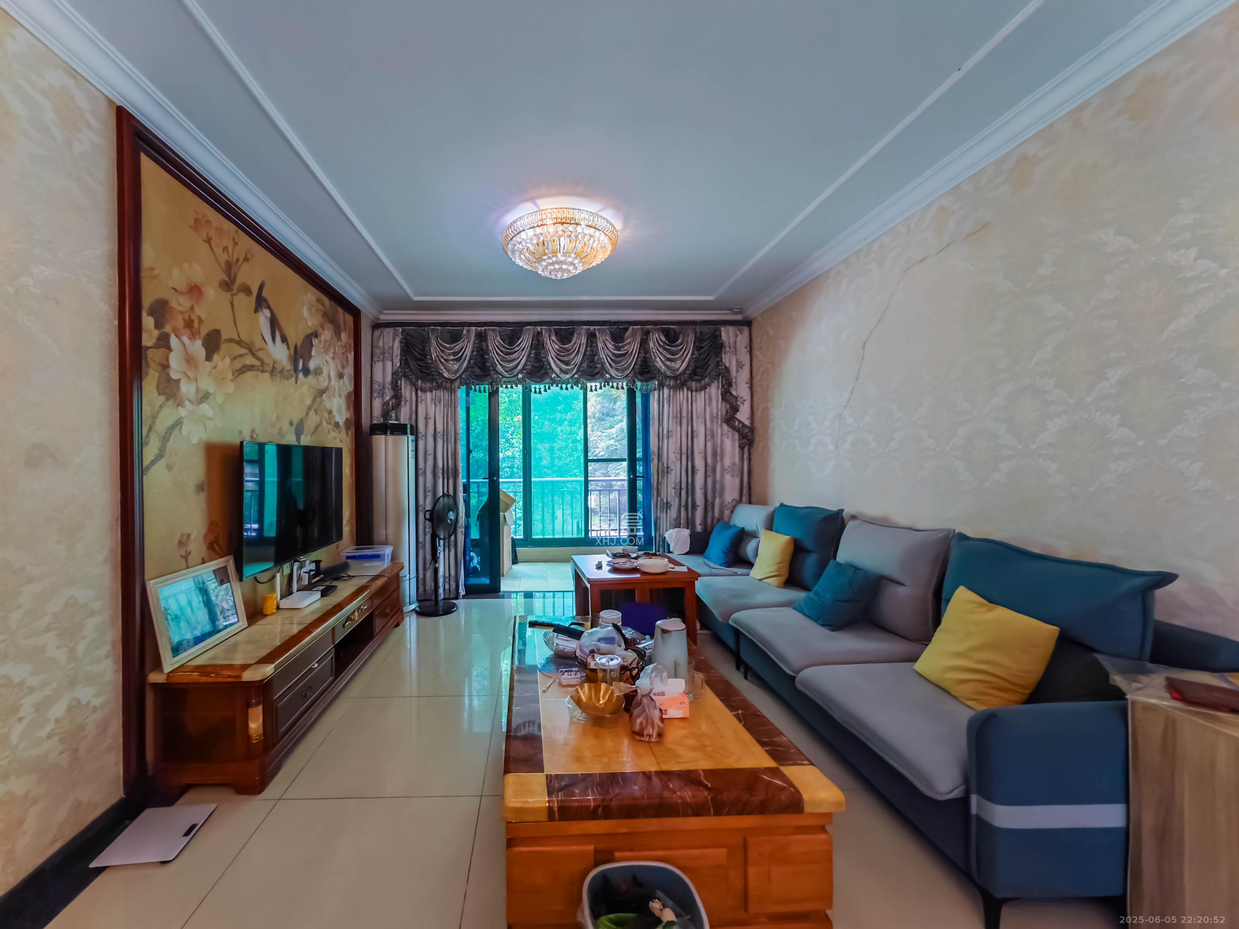 恒大绿洲  3室2厅2卫    116.0万 恒大绿洲  3室2厅2卫    116.0万客厅