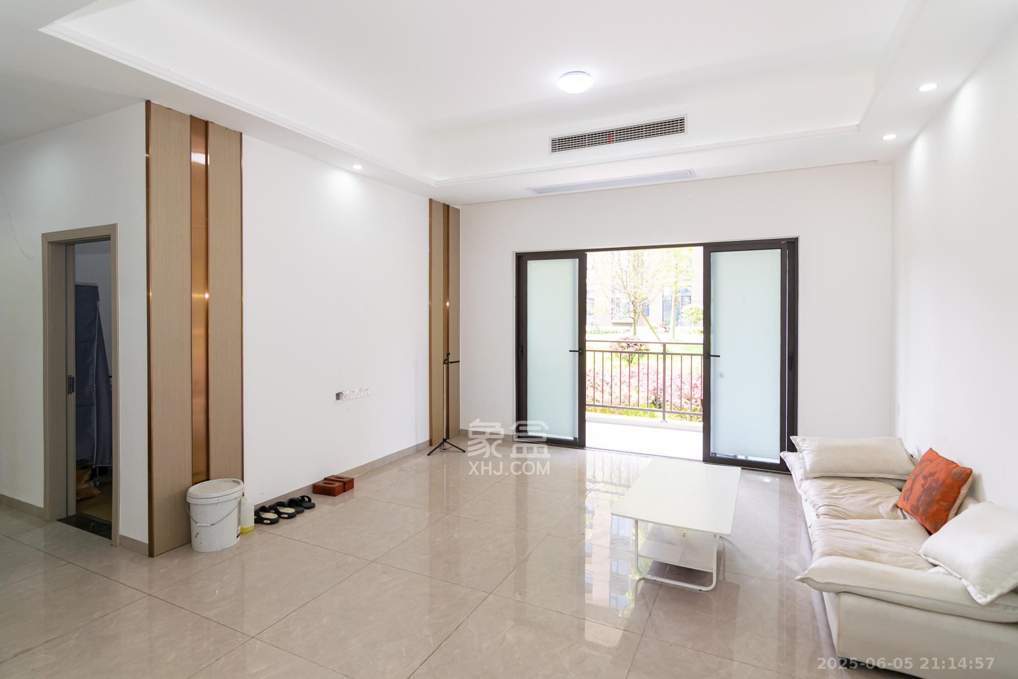 春晖花园  3室2厅2卫    103.0万 春晖花园  3室2厅2卫    103.0万