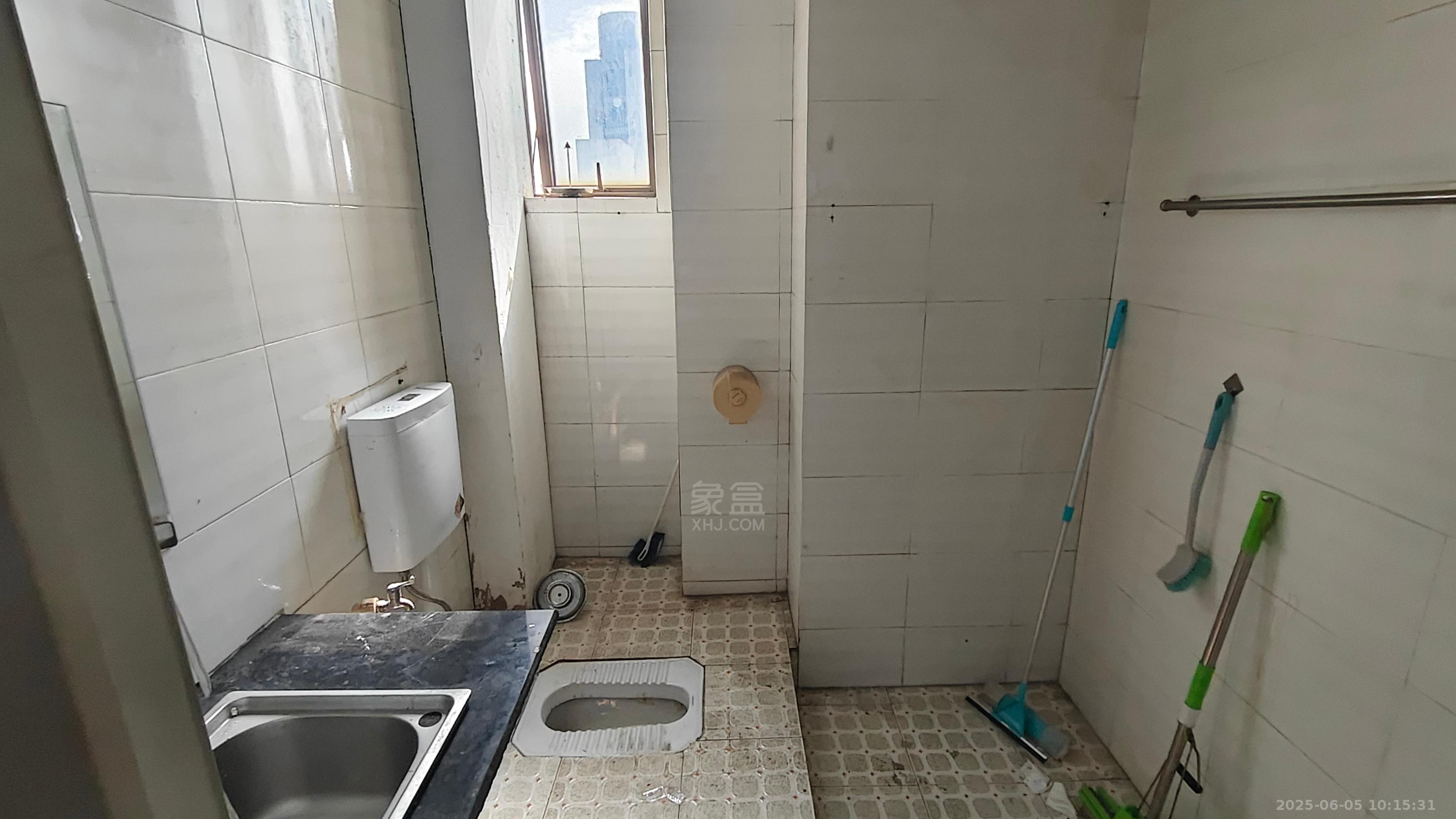 时尚新天地(平和堂) 1室1厅1卫 2000.0元/月 时尚新天地(平和堂) 1室1厅1卫 2000.0元/月室内图