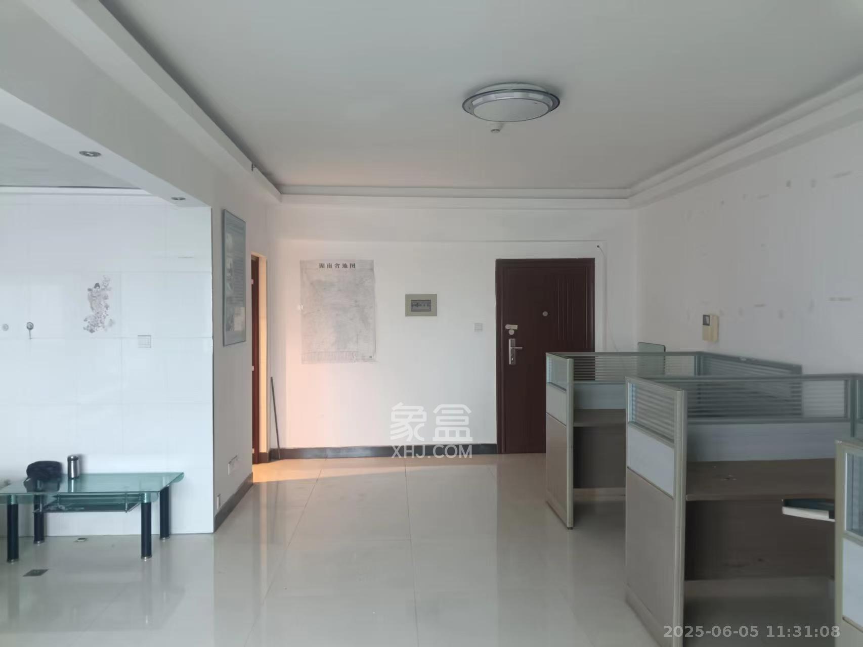 香颂国际 1室1厅1卫 1300.0元/月 香颂国际 1室1厅1卫 1300.0元/月室内图