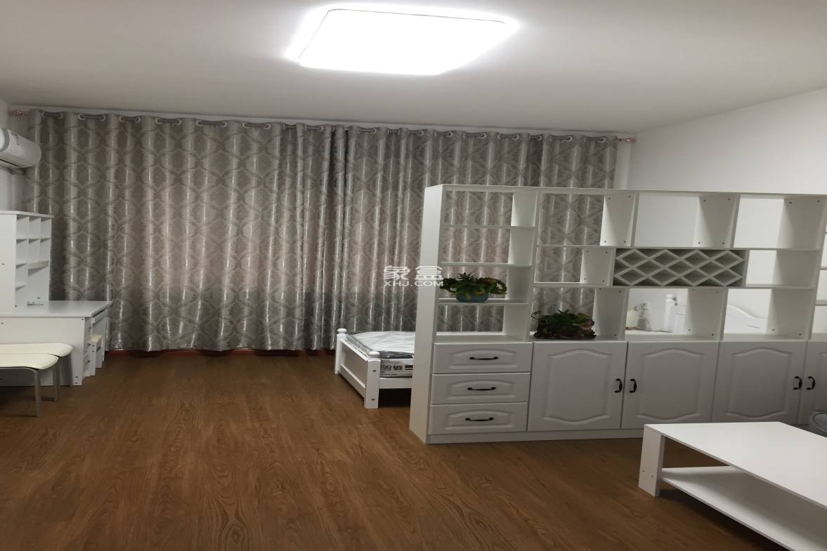 梓园大厦 1室1厅1卫 1700.0元/月 梓园大厦 1室1厅1卫 1700.0元/月户型图