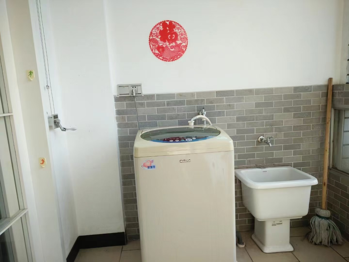 富安大厦  3室2厅2卫   2000.00元/月室内图