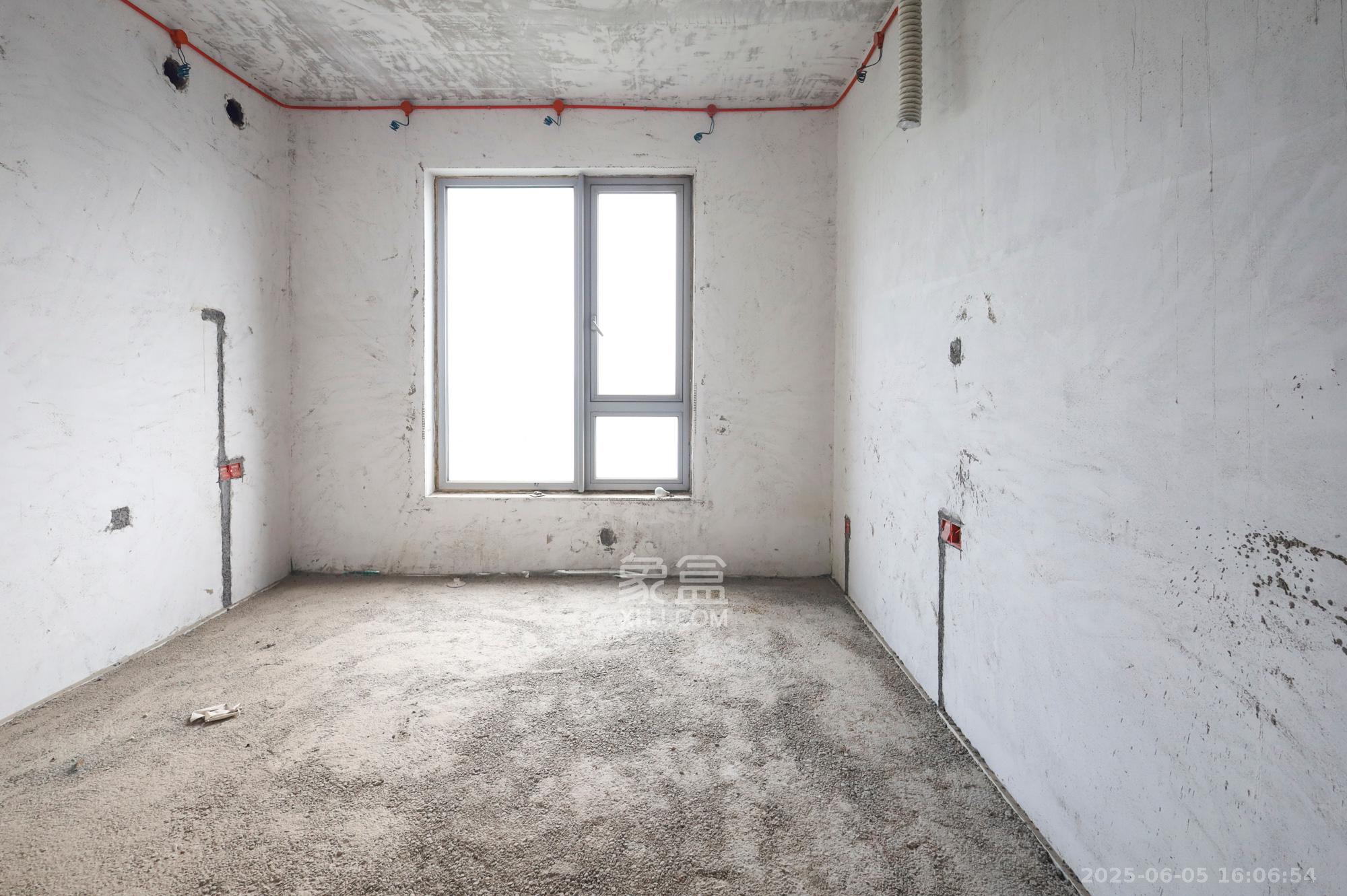 湘江壹号一二三期(创远湘江壹号) 4室2厅2卫 260.0万 湘江壹号一二三期(创远湘江壹号) 4室2厅2卫 260.0万卧室