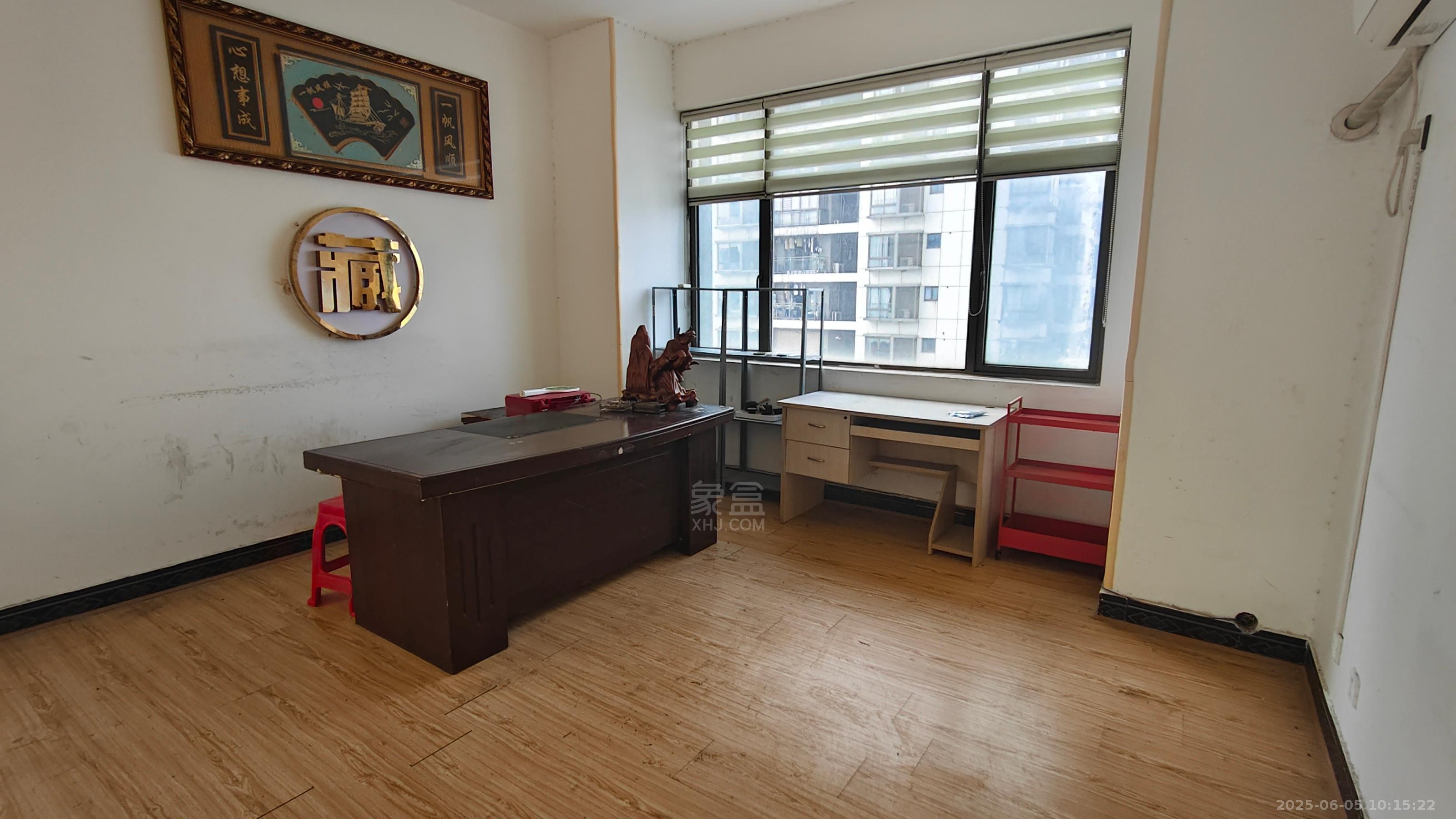 时尚新天地(平和堂) 1室1厅1卫 2000.0元/月 时尚新天地(平和堂) 1室1厅1卫 2000.0元/月室内图