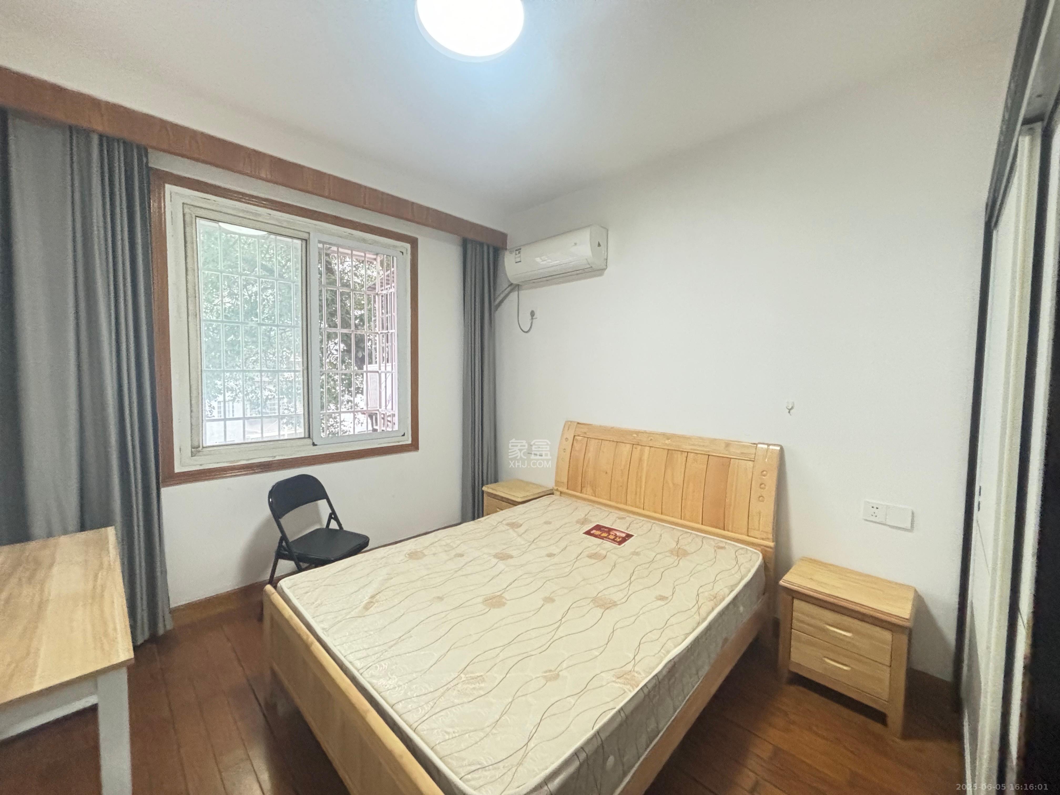 省木材公司宿舍(原欧园木材厂宿舍) 1室1厅1卫 1000.0元/月 省木材公司宿舍(原欧园木材厂宿舍) 1室1厅1卫 1000.0元/月室内图