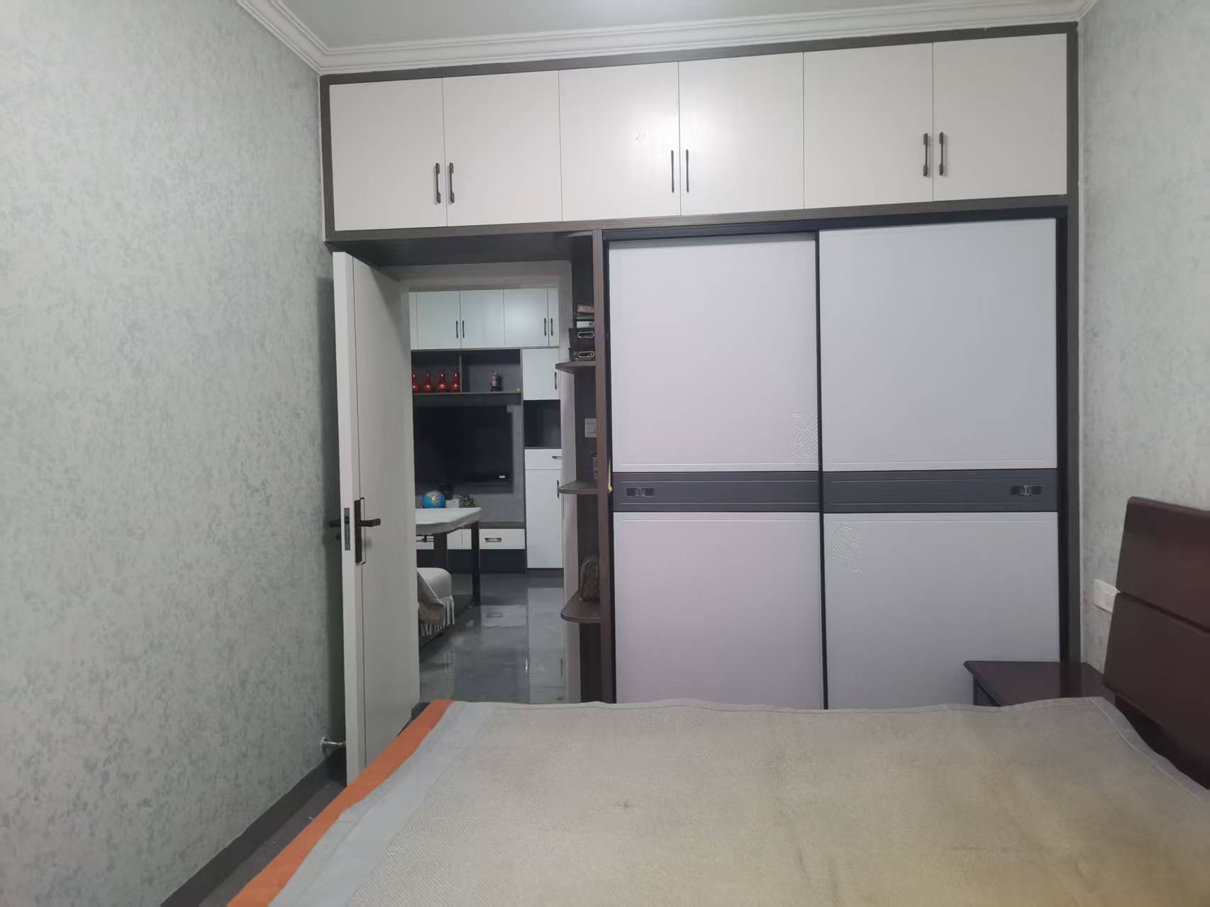 百弘学府城  2室1厅1卫   1200.00元/月室内图