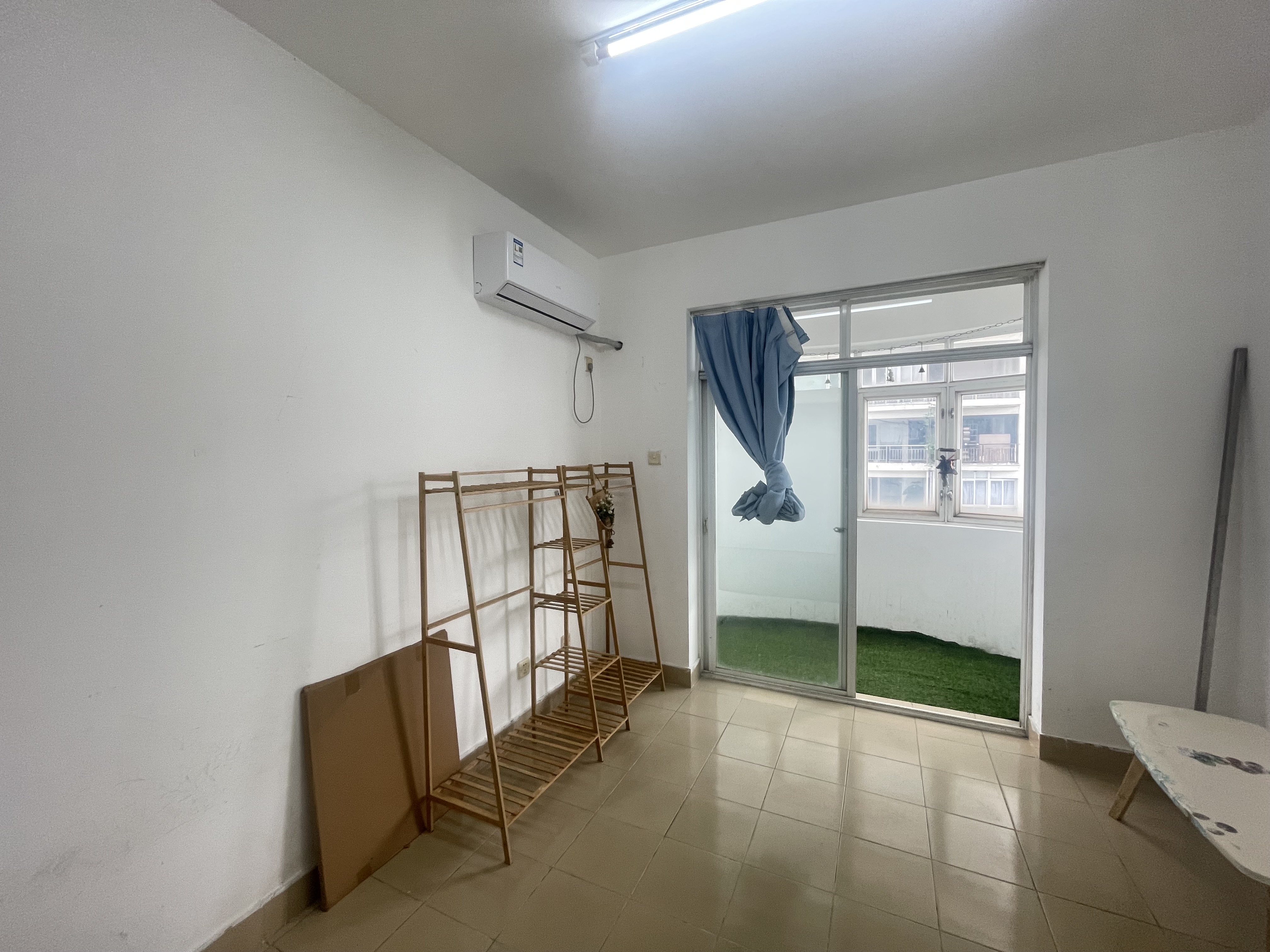 中盐大厦  3室2厅1卫   3000.00元/月室内图