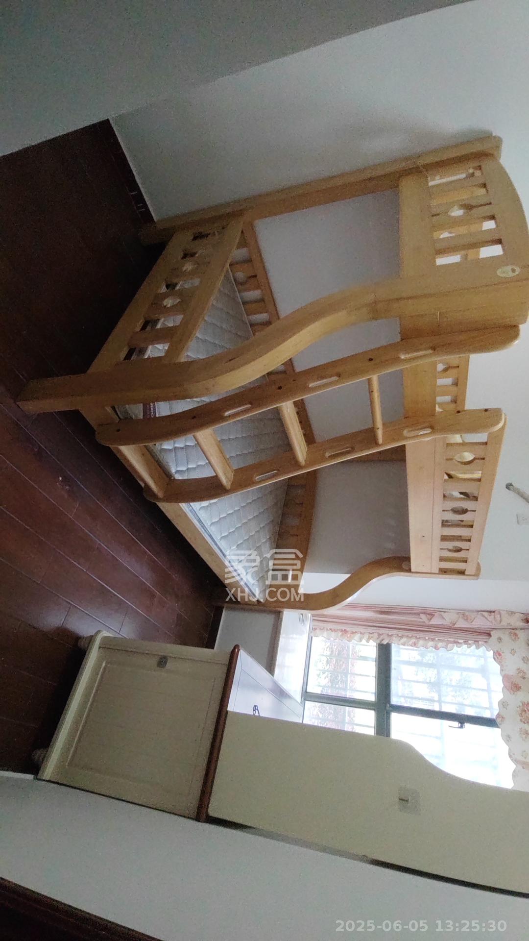 鑫天御景湾  3室2厅1卫    1800.0元/月室内图