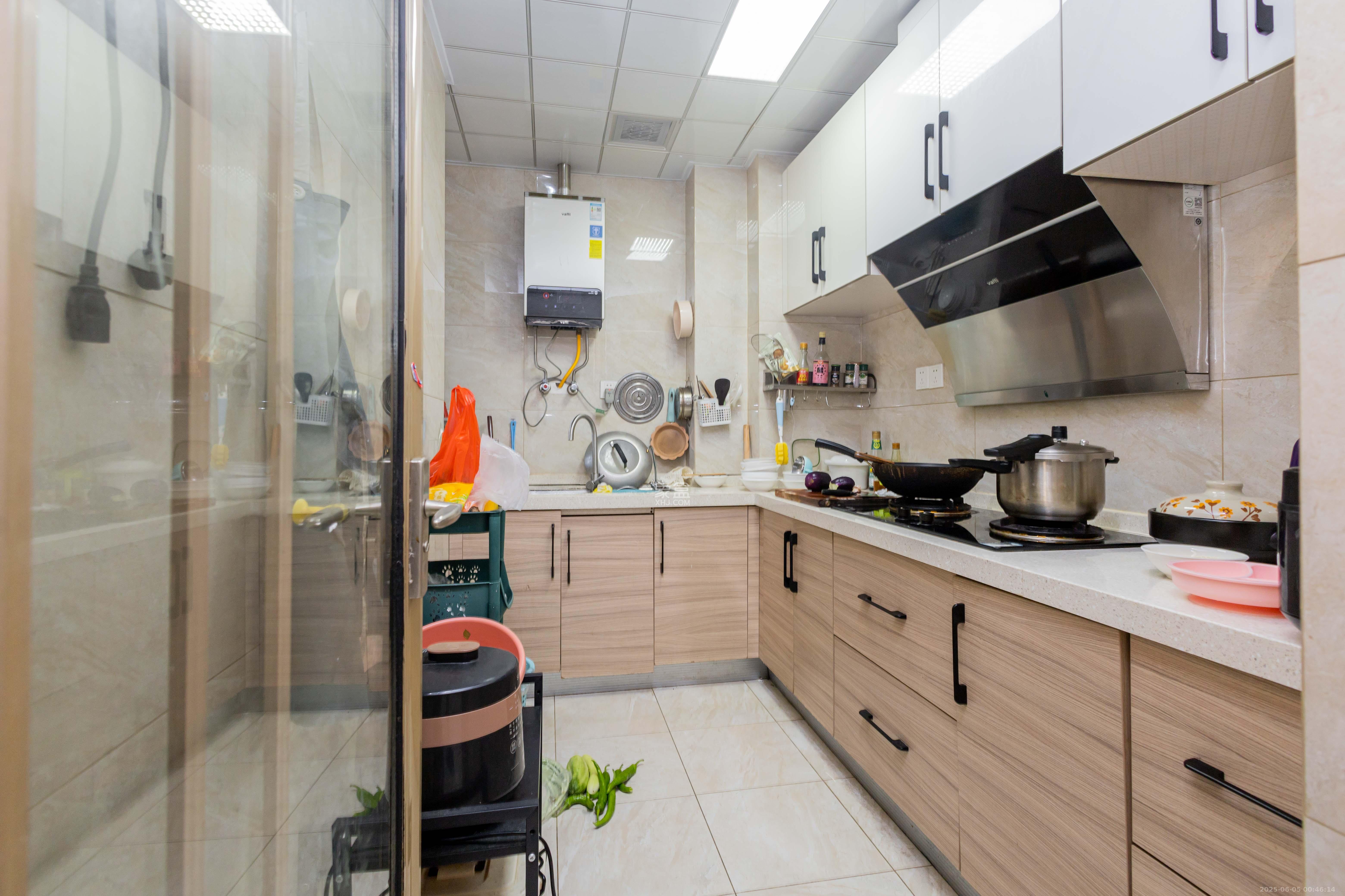 中国铁建国际城二期  2室2厅1卫    43.8万厨房