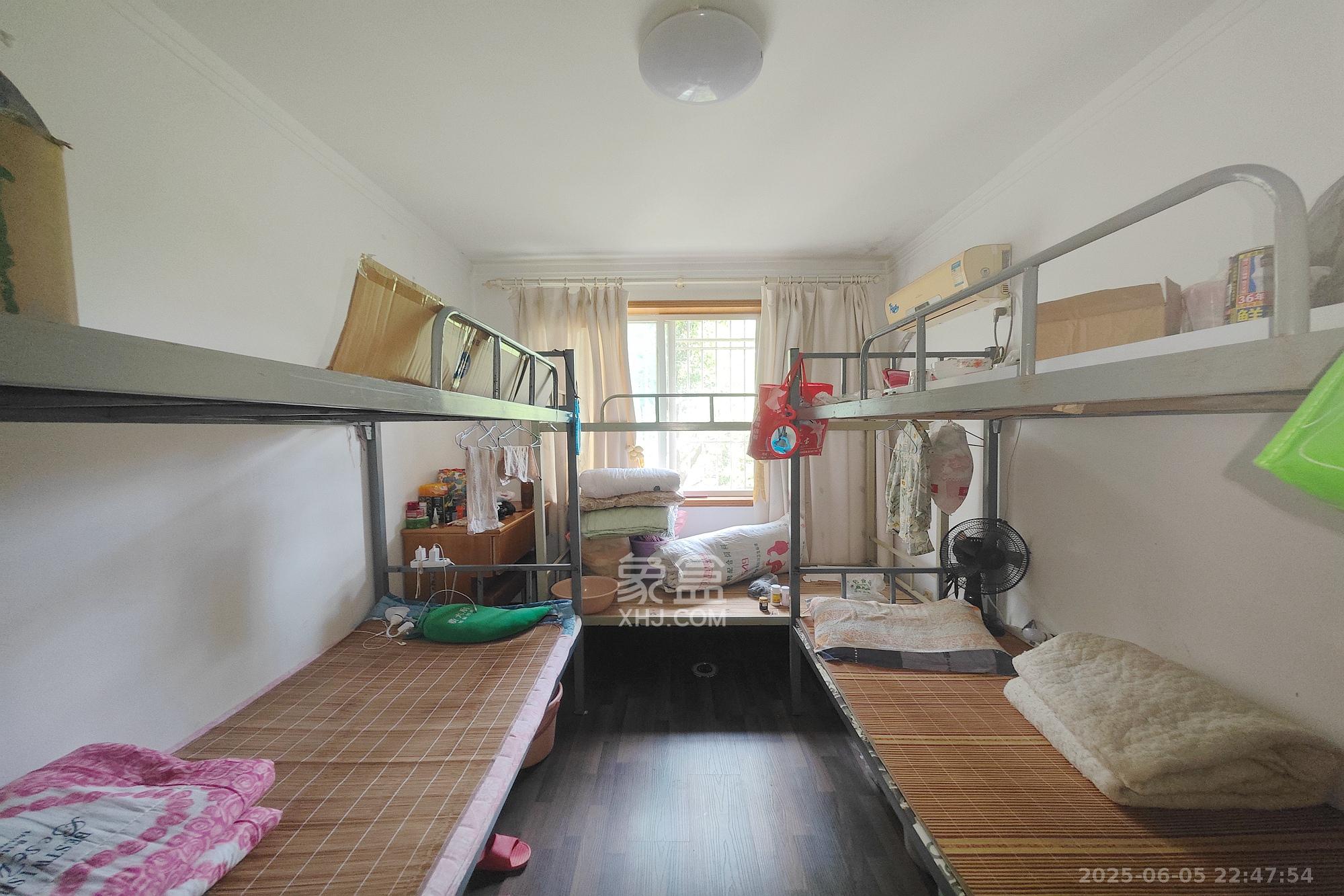 怡景民居 3室2厅1卫 78.0万 怡景民居 3室2厅1卫 78.0万卧室