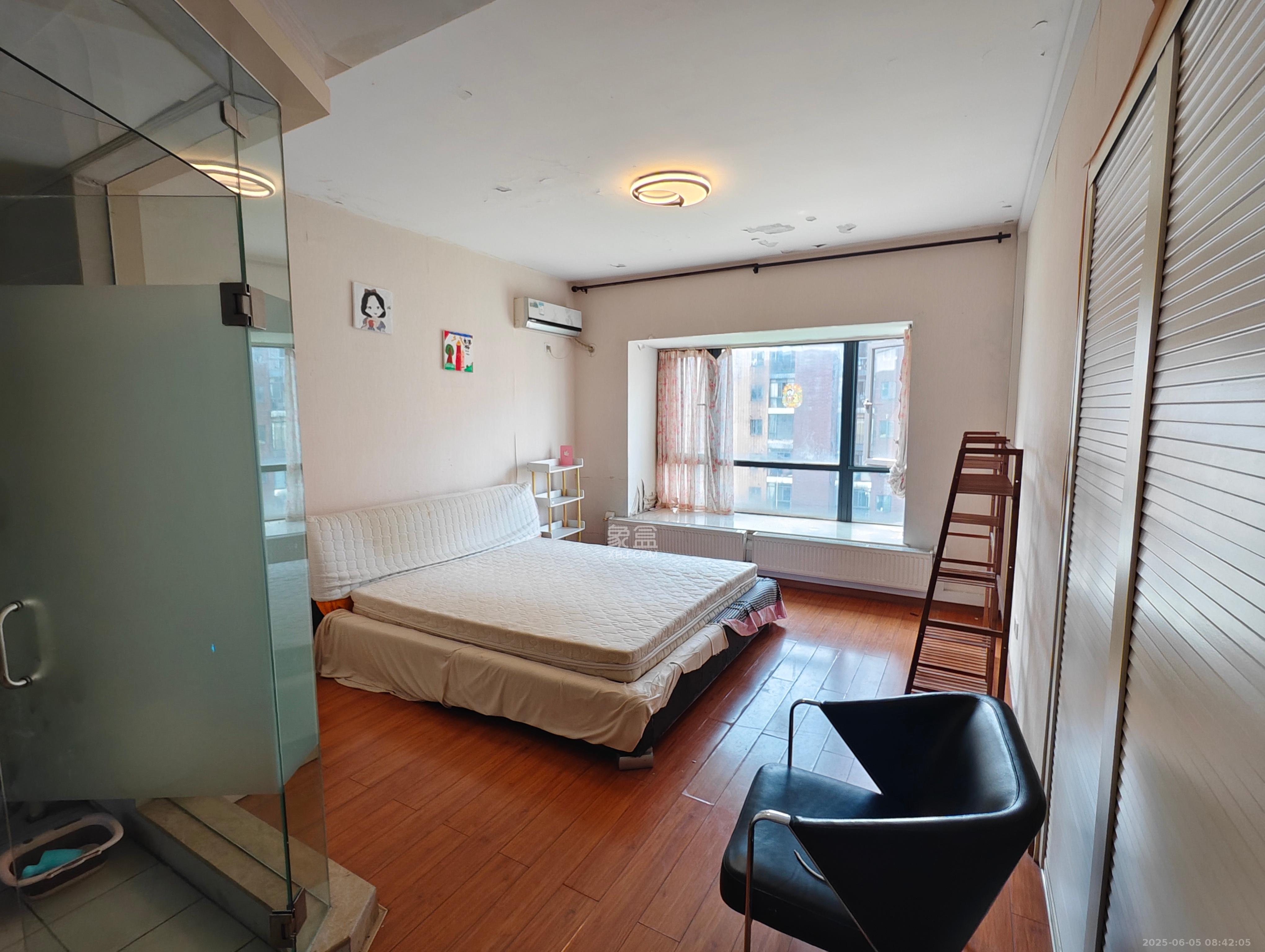 茂华国际湘 3室2厅2卫 2700.0元/月 茂华国际湘 3室2厅2卫 2700.0元/月室内图