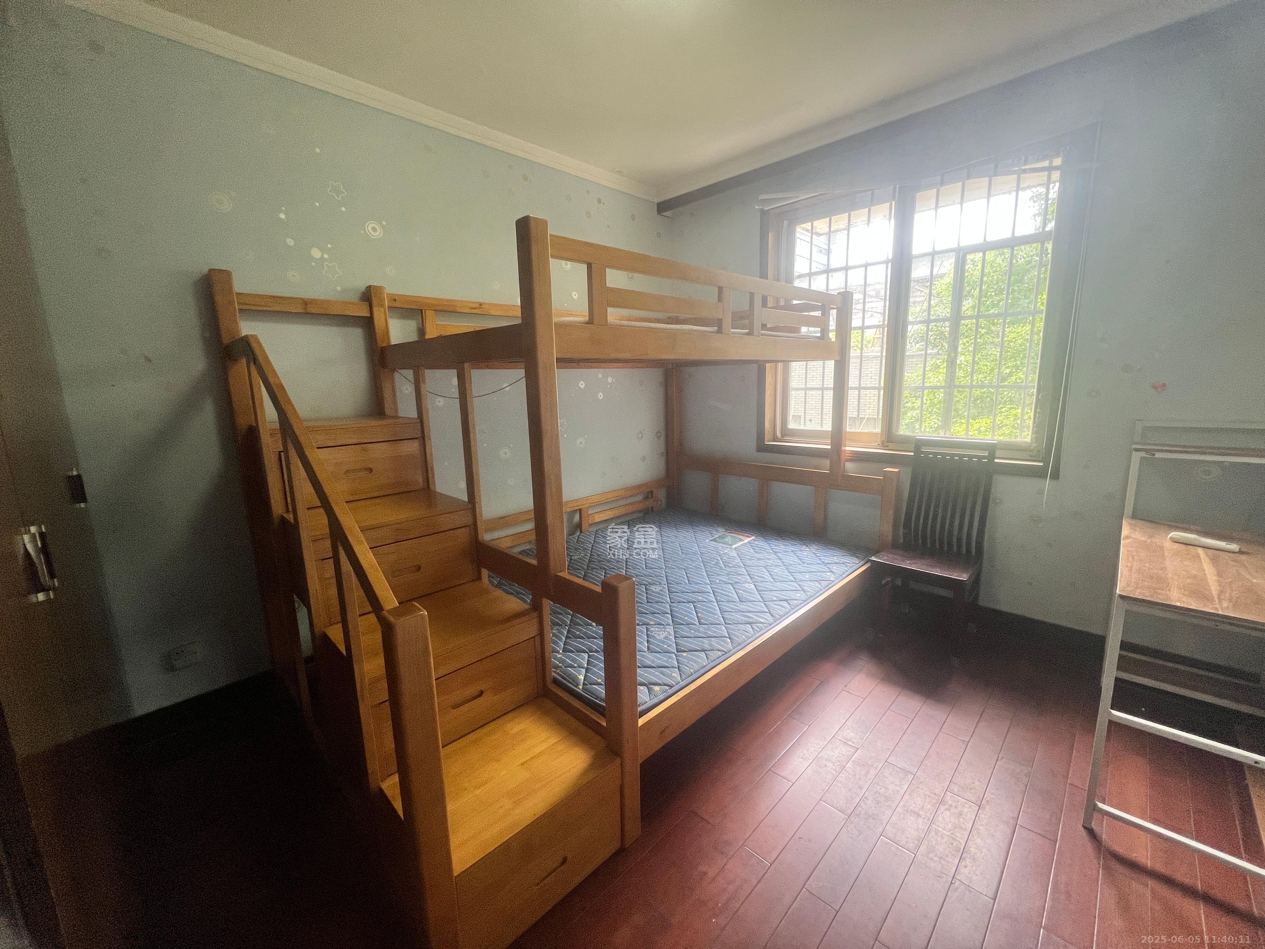 新世纪家园  2室1厅1卫    2200.0元/月室内图