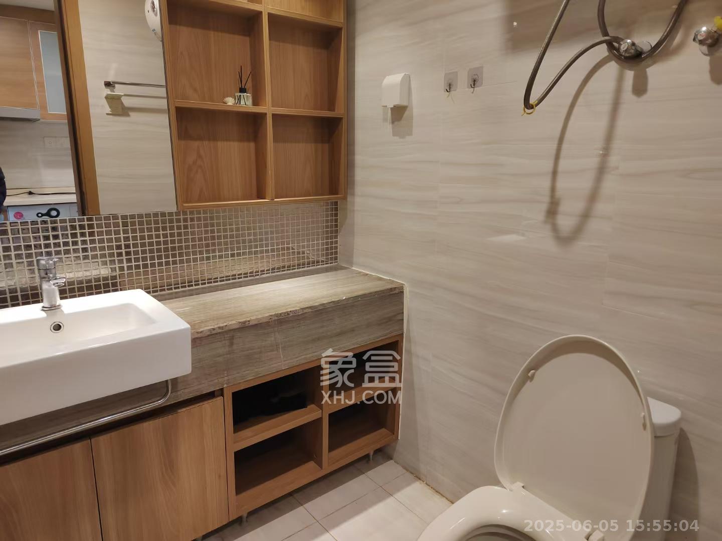 恒大翡翠华庭  1室1厅1卫   1550.00元/月室内图