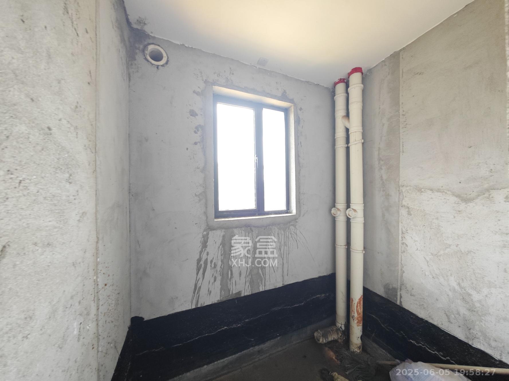 长房半岛蓝湾(观山月)  3室2厅2卫    82.0万 长房半岛蓝湾(观山月)  3室2厅2卫    82.0万其他