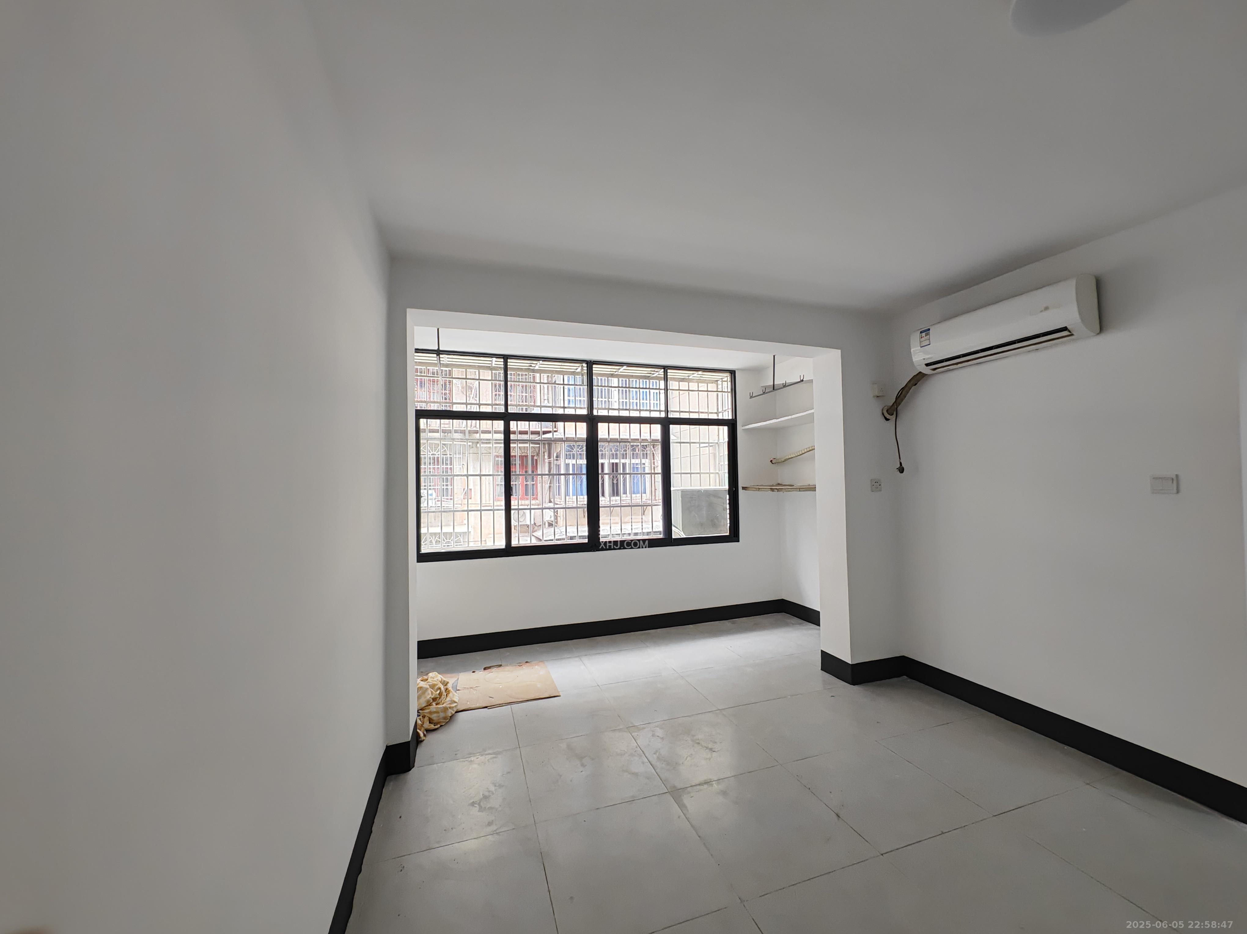 砂子塘社区 1室1厅1卫 1200.0元/月 砂子塘社区 1室1厅1卫 1200.0元/月室内图