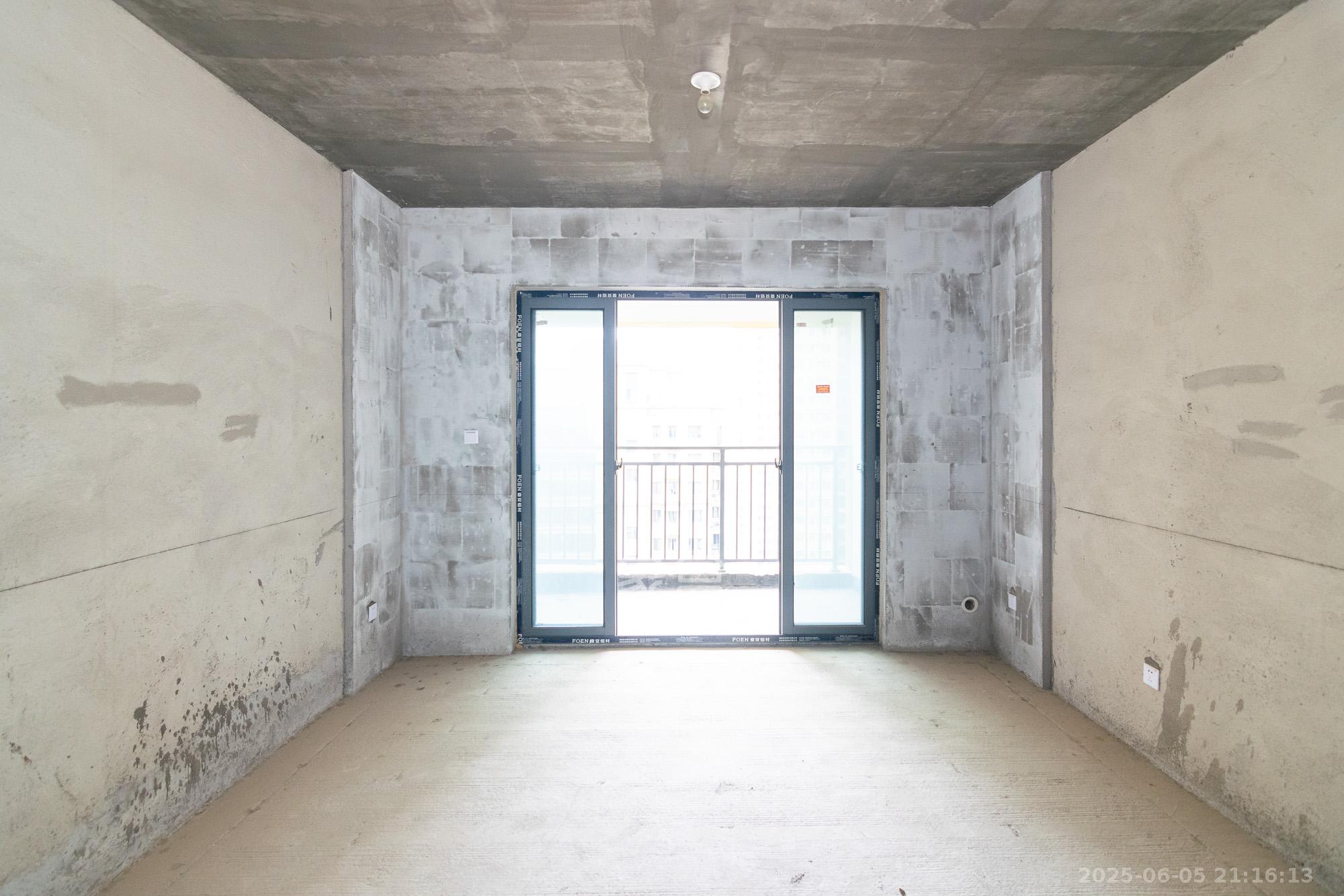 澳海澜庭 3室2厅2卫 85.0万 澳海澜庭 3室2厅2卫 85.0万客厅