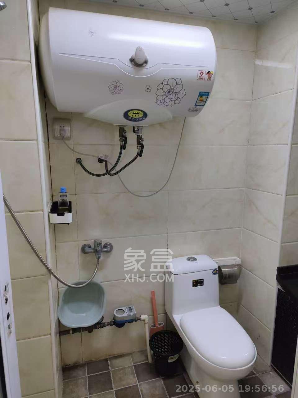 海德公园  1室1厅1卫   1200.00元/月室内图