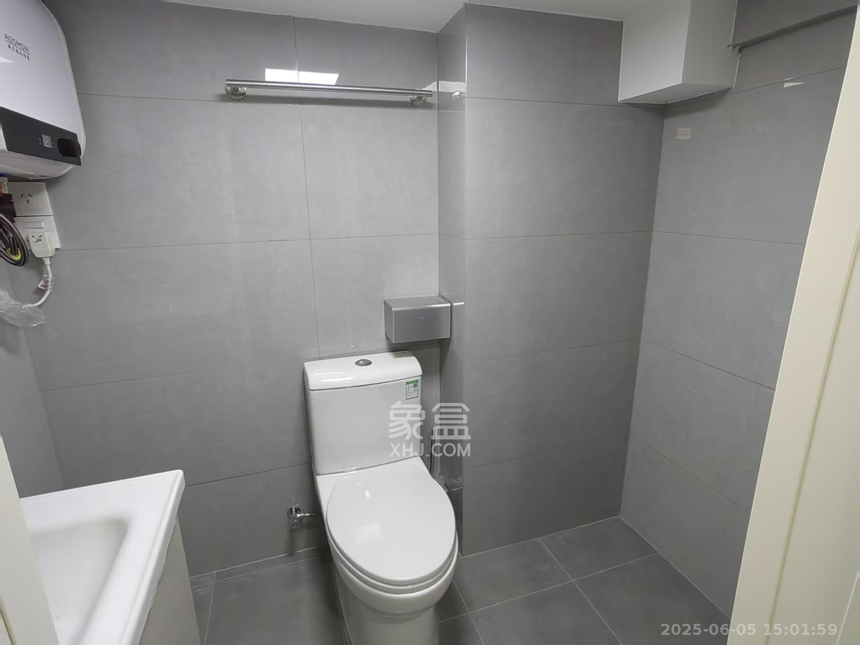保利恒伟时光印象  1室1厅1卫   1100.00元/月