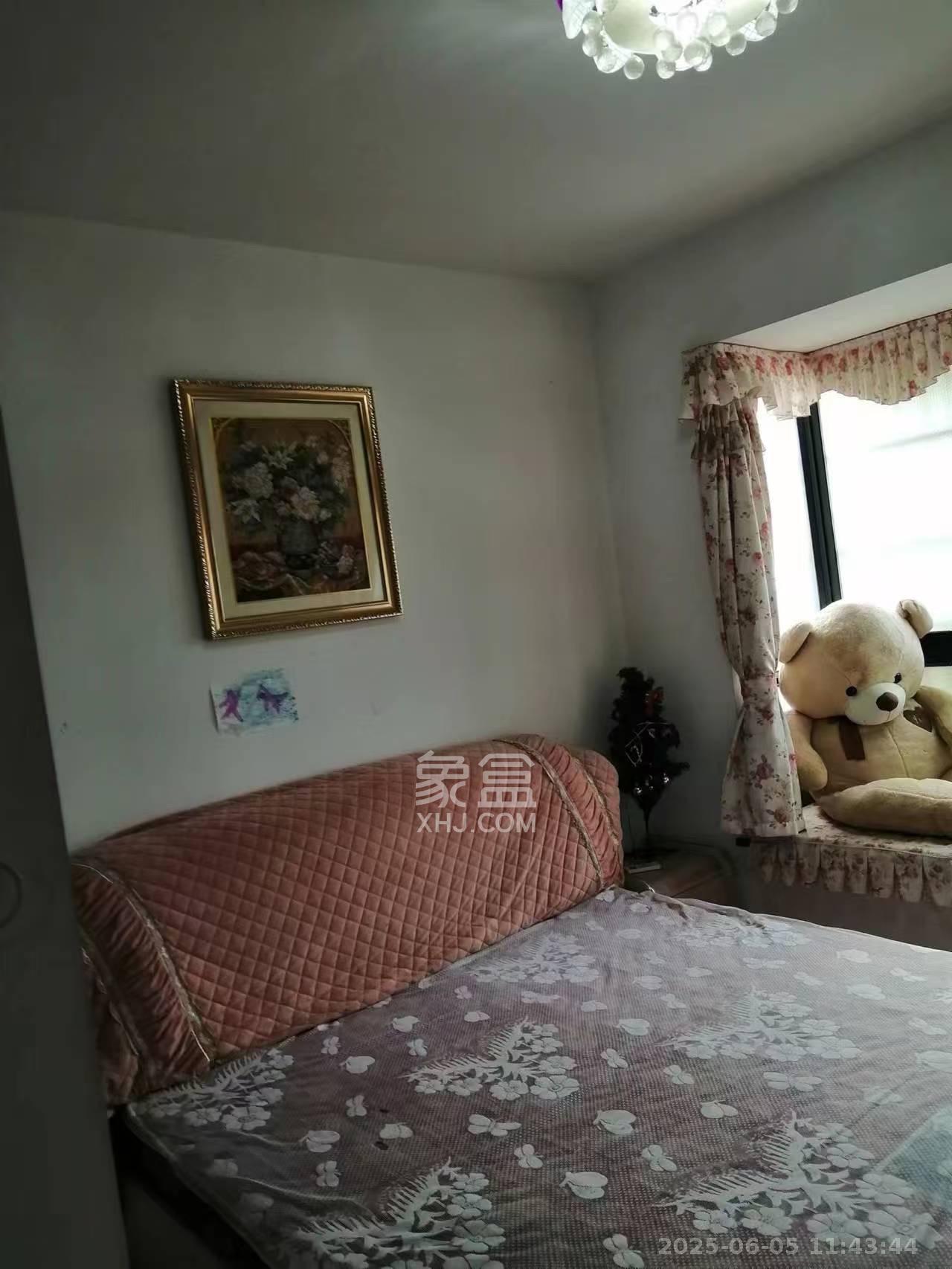 天城泰祥苑 2室2厅1卫 2600.0元/月 天城泰祥苑 2室2厅1卫 2600.0元/月室内图