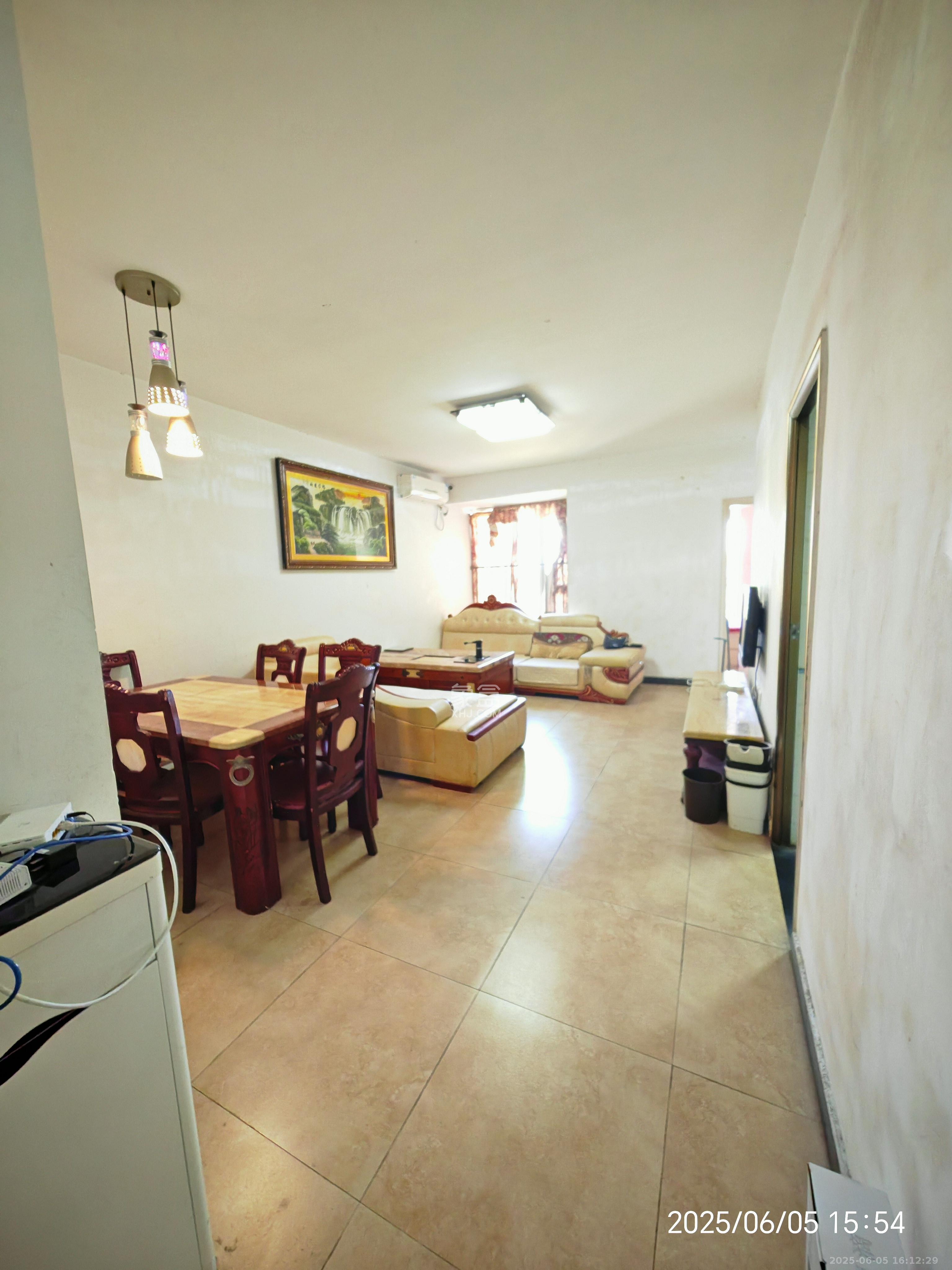 怡海星城 2室2厅1卫 1400.0元/月 怡海星城 2室2厅1卫 1400.0元/月室内图