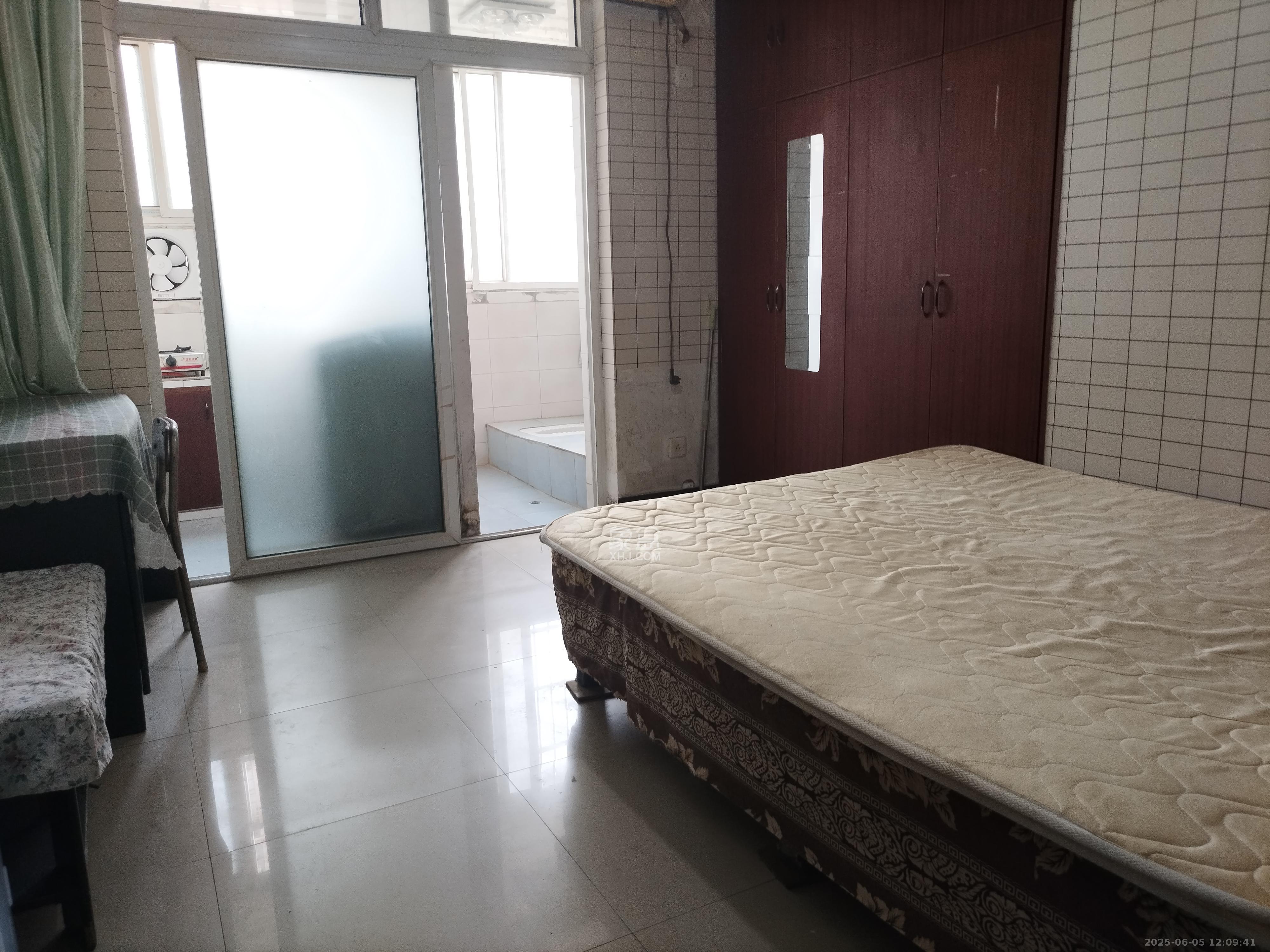 德政园 1室2厅1卫 850.0元/月 德政园 1室2厅1卫 850.0元/月室内图