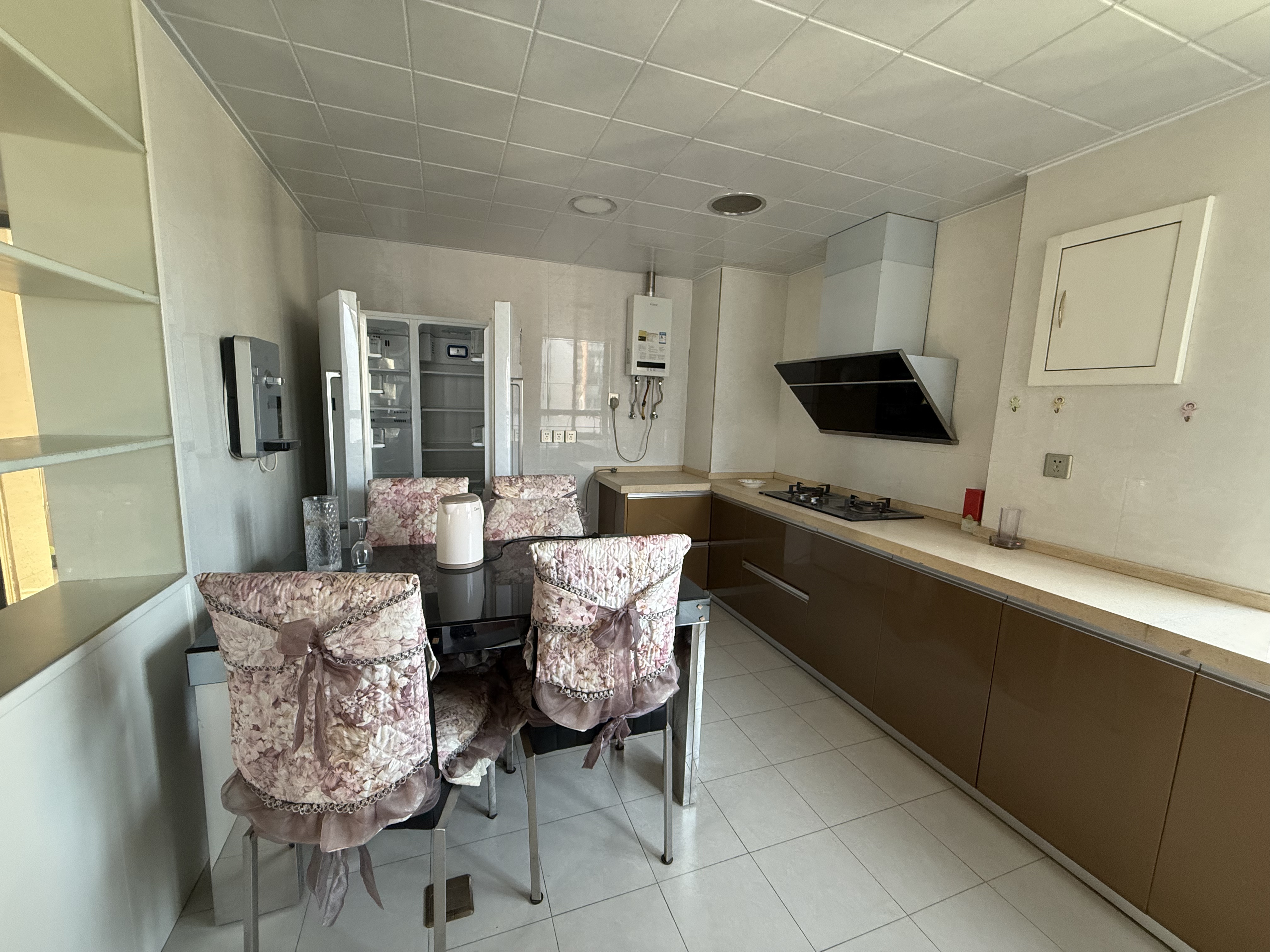 会龙山溪谷(住宅) 2室2厅1卫 1600.0元/月 会龙山溪谷(住宅) 2室2厅1卫 1600.0元/月室内图