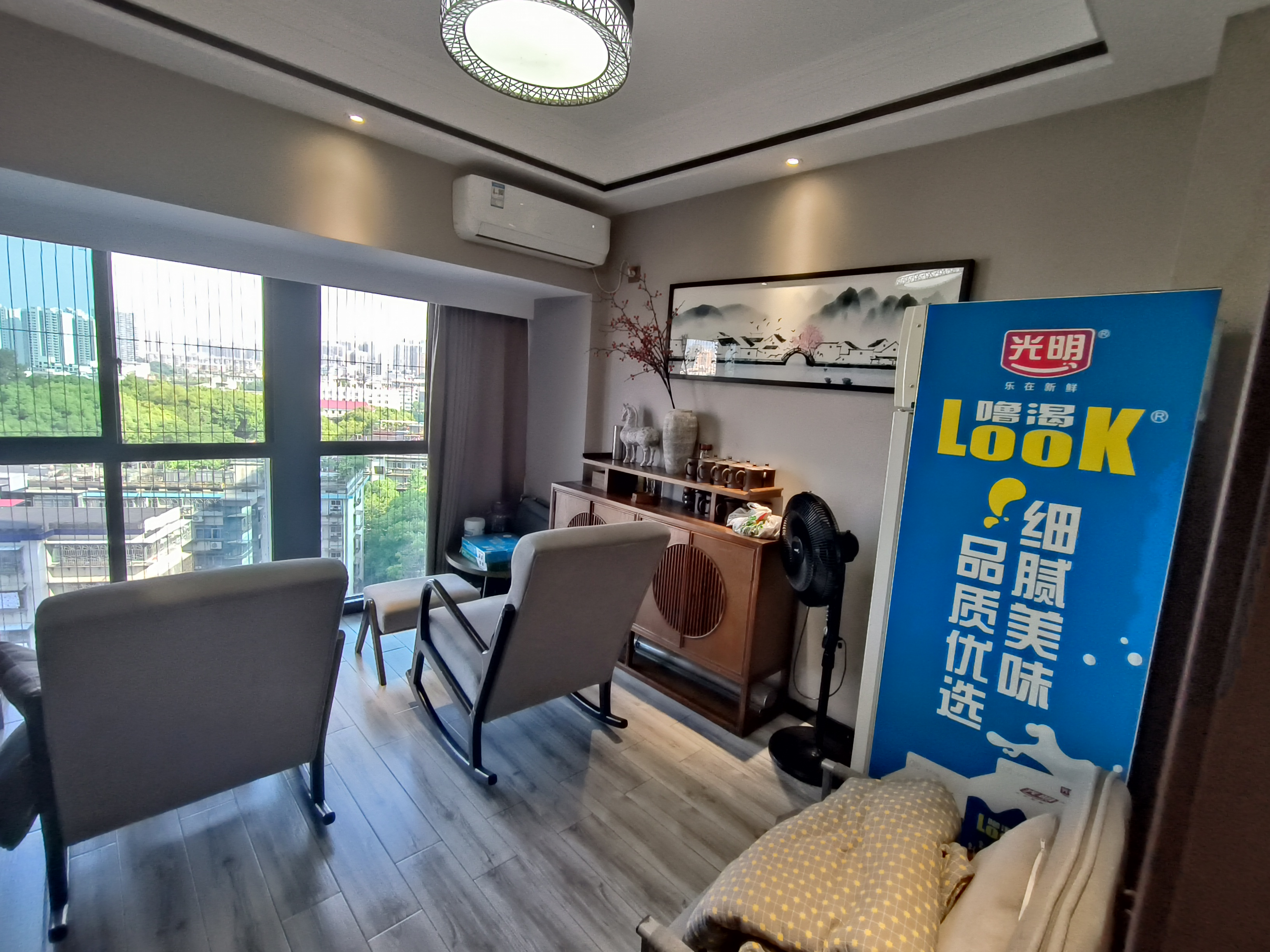 金钟大雁城  1室0厅0卫   2200.00元/月室内图
