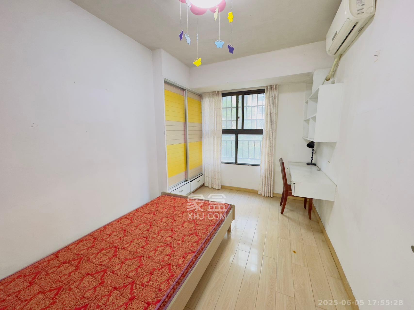 保利麓谷林语B区 3室2厅1卫 2600.0元/月 保利麓谷林语B区 3室2厅1卫 2600.0元/月室内图