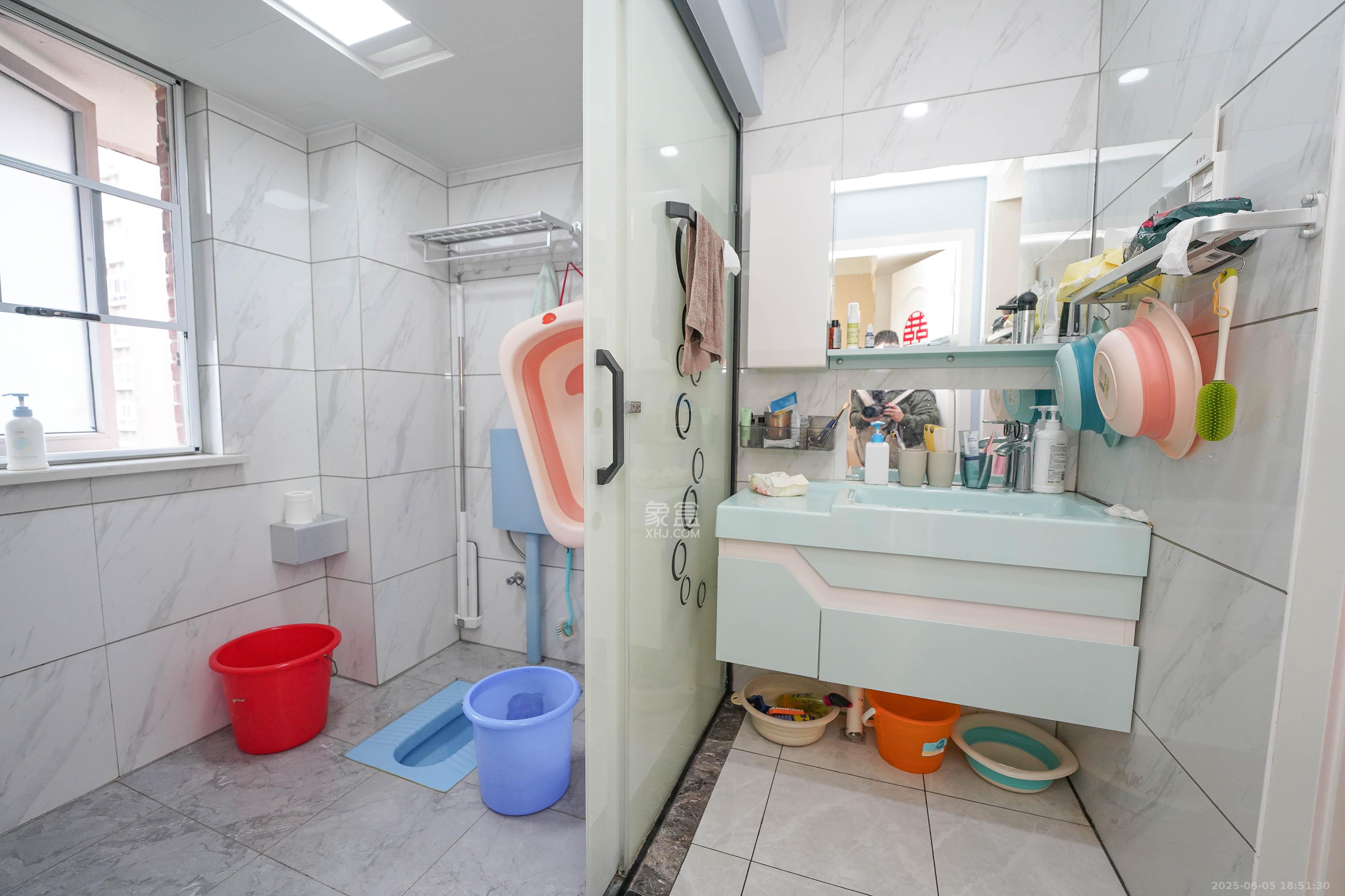 哈佛小镇(五矿哈佛小镇) 4室2厅2卫 93.0万 哈佛小镇(五矿哈佛小镇) 4室2厅2卫 93.0万卫生间