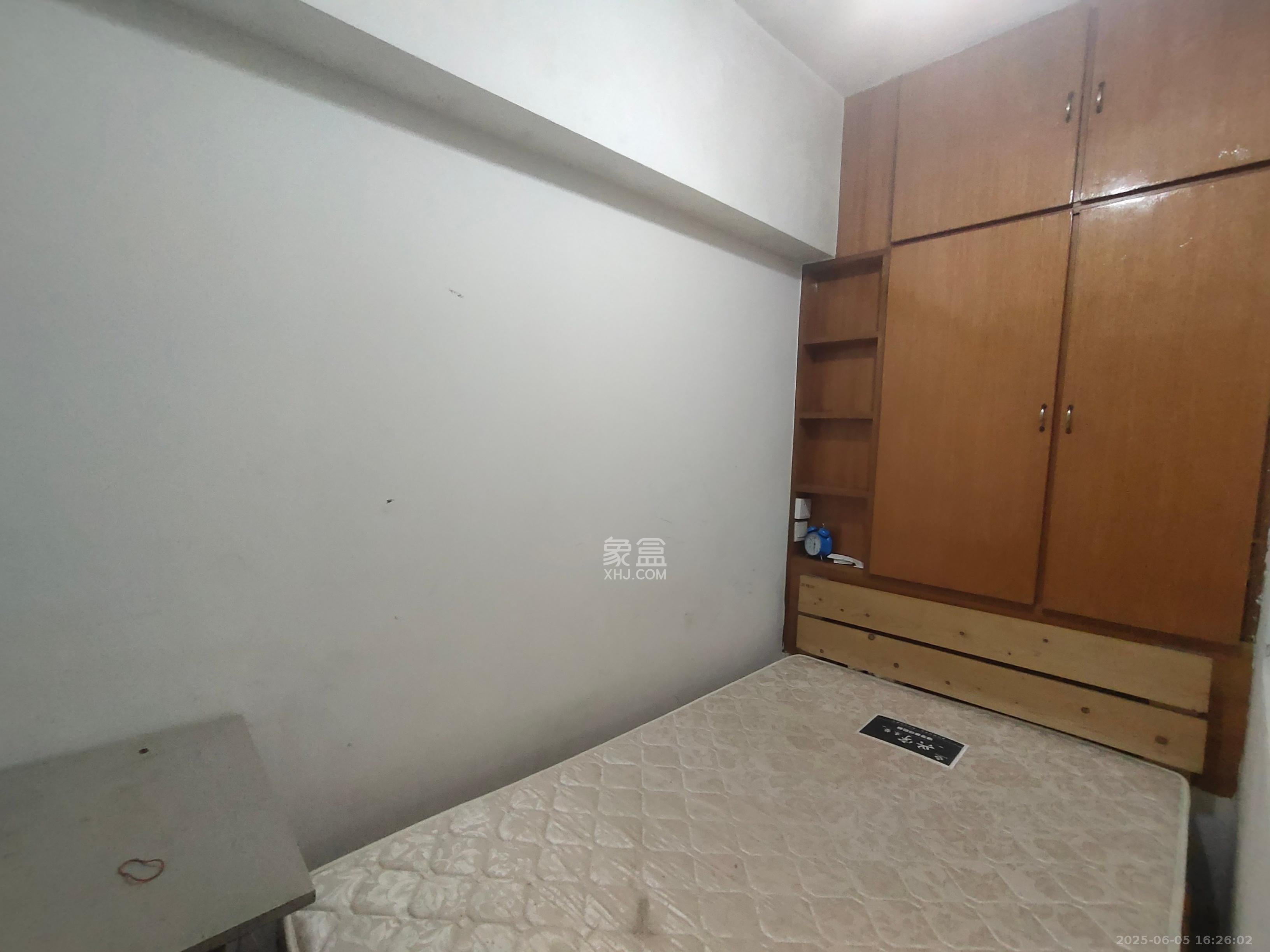 在水一方 1室1厅1卫 1300.0元/月 在水一方 1室1厅1卫 1300.0元/月室内图