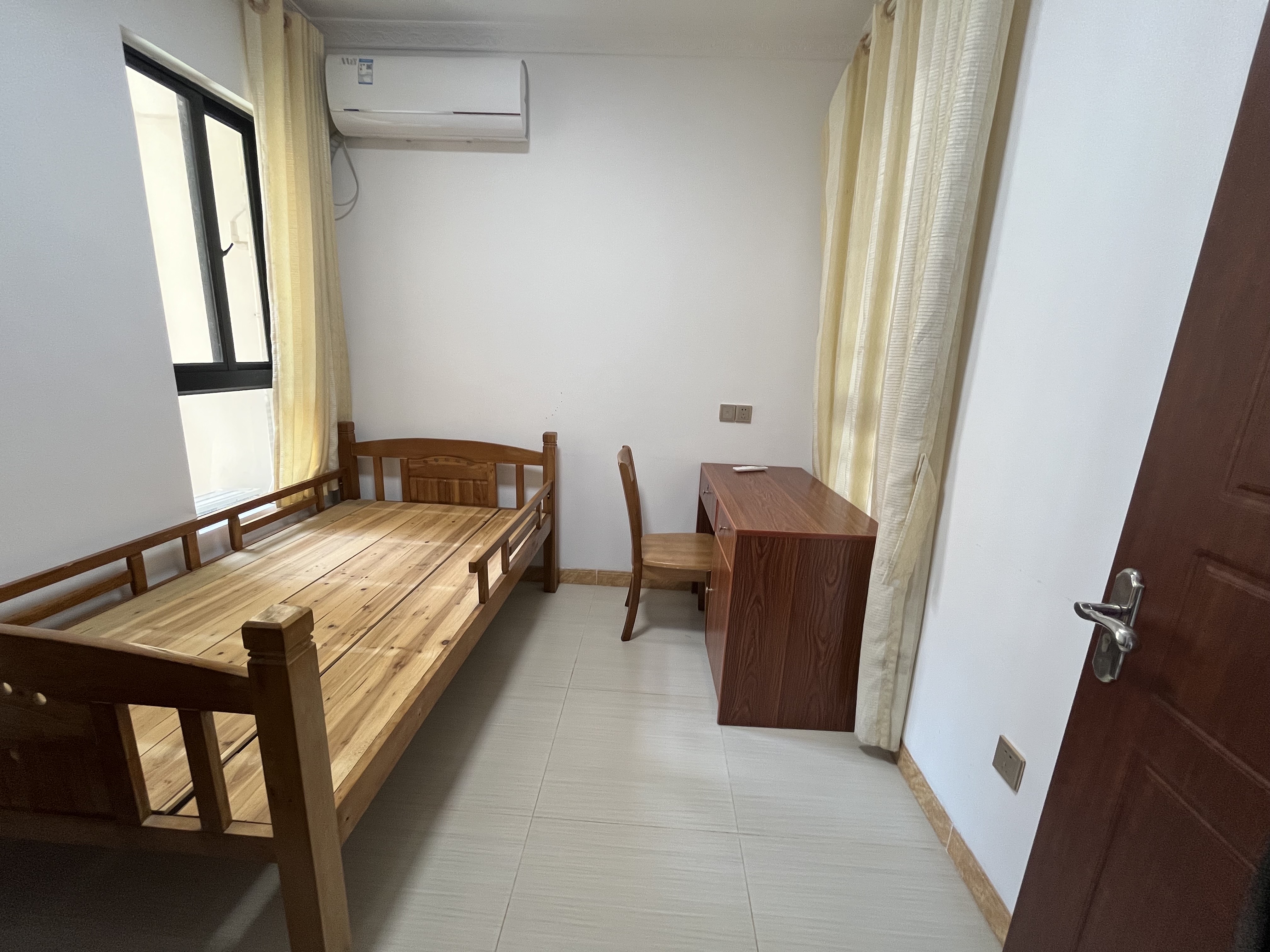 新大洲教师住宅小区 1室0厅0卫 1800.0元/月 新大洲教师住宅小区 1室0厅0卫 1800.0元/月室内图