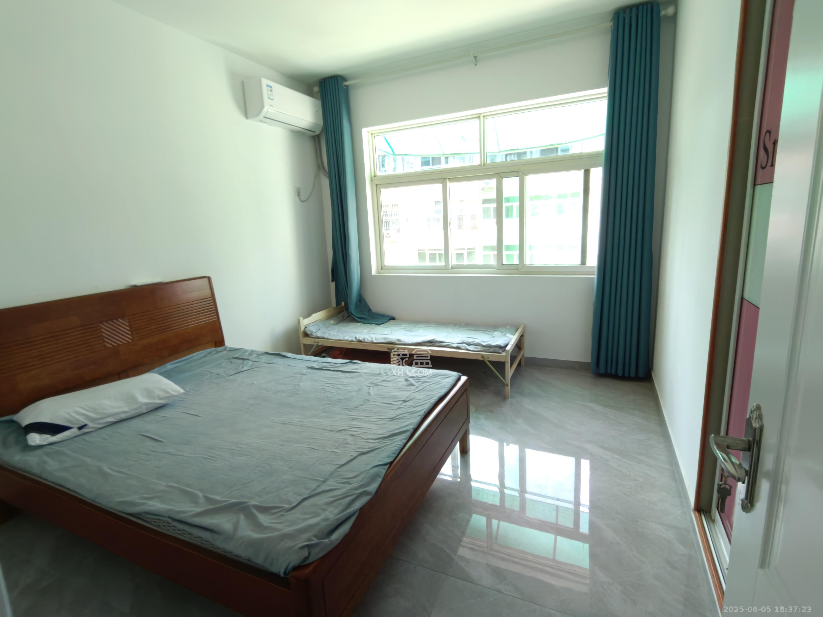 农行金穗小区（农行金穗家园）  4室2厅2卫    2500.0元/月室内图