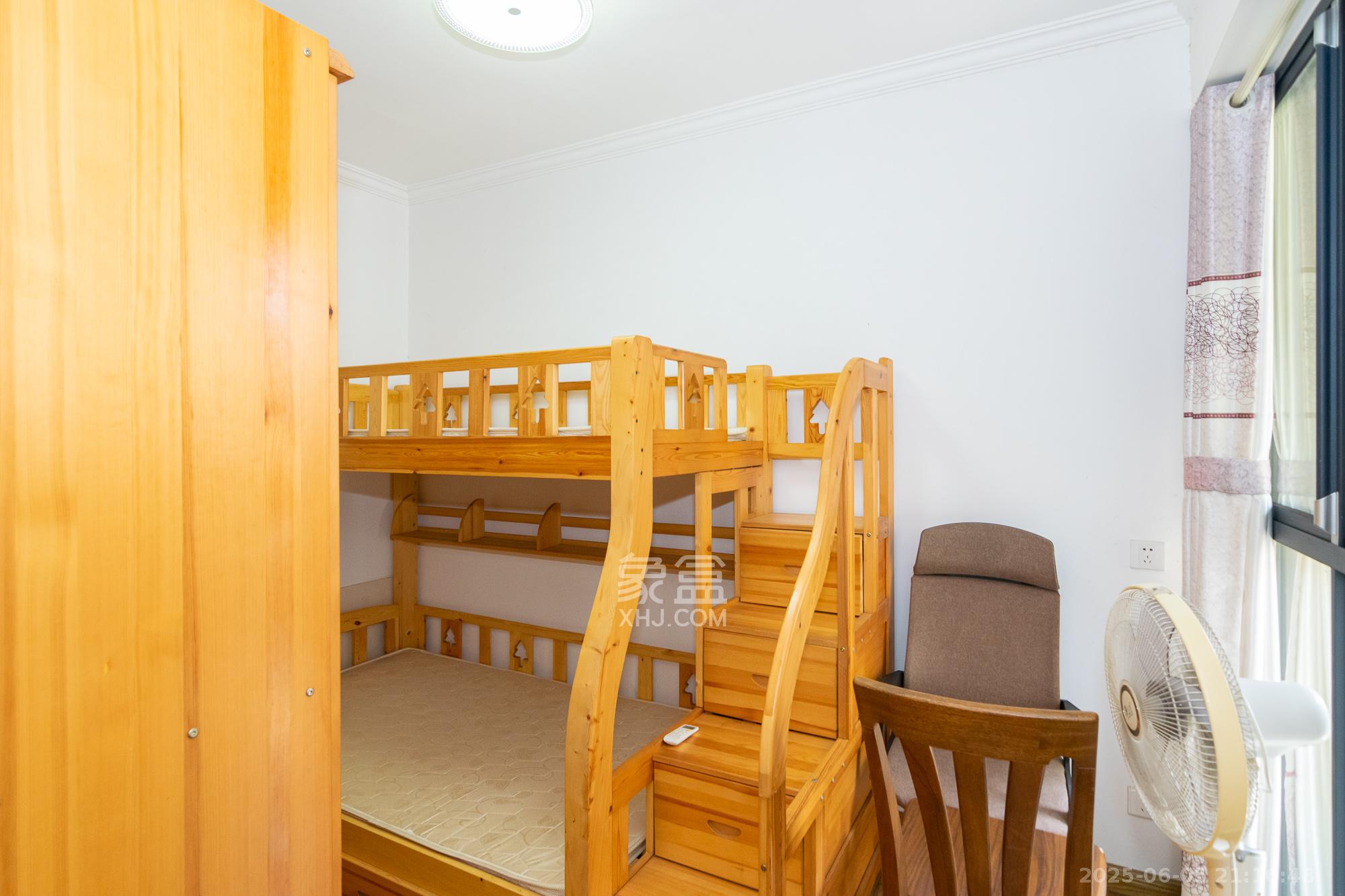 澳海澜庭 2室2厅1卫 52.0万 澳海澜庭 2室2厅1卫 52.0万卧室