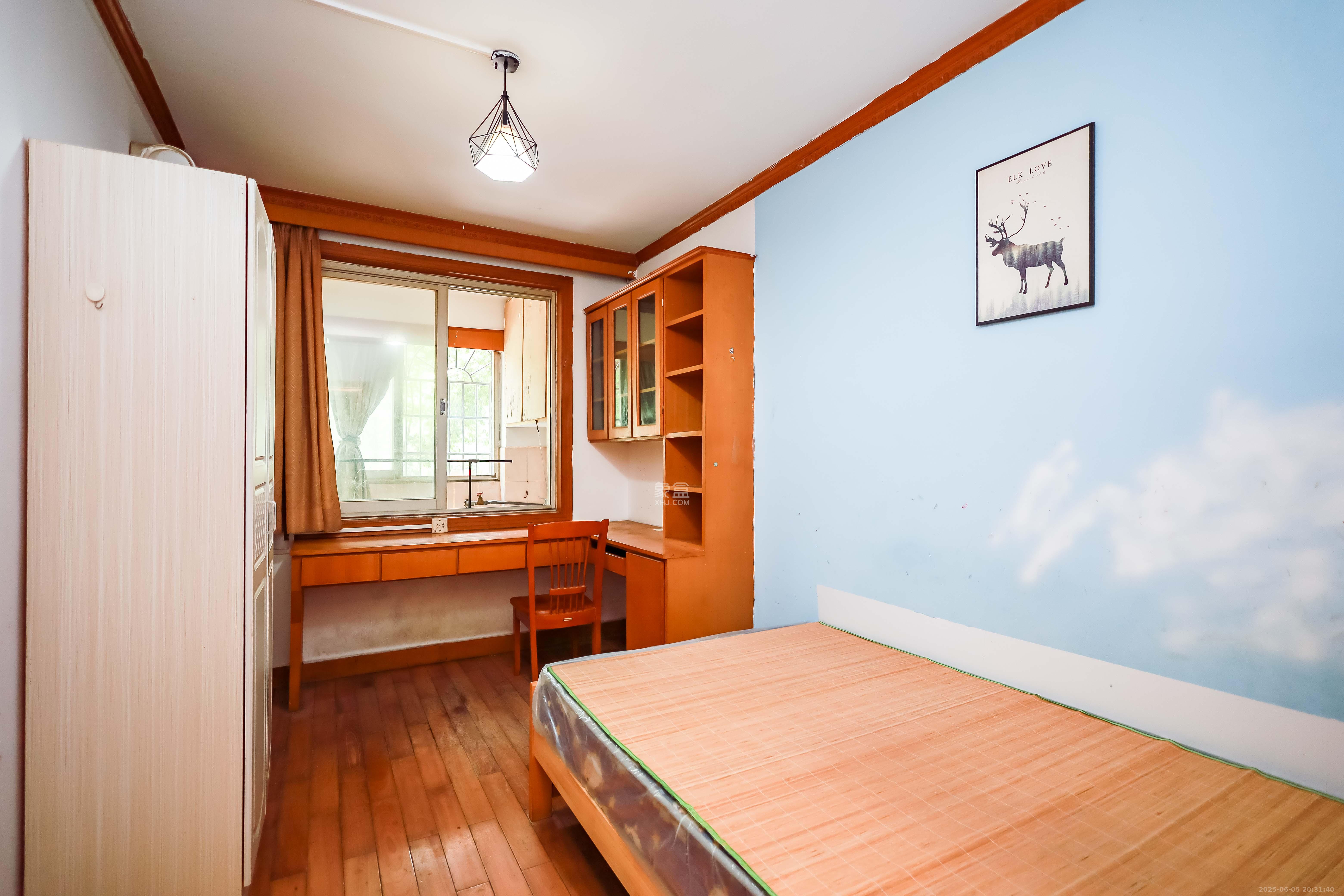 湘卫花苑 3室2厅1卫 78.8万 湘卫花苑 3室2厅1卫 78.8万卧室