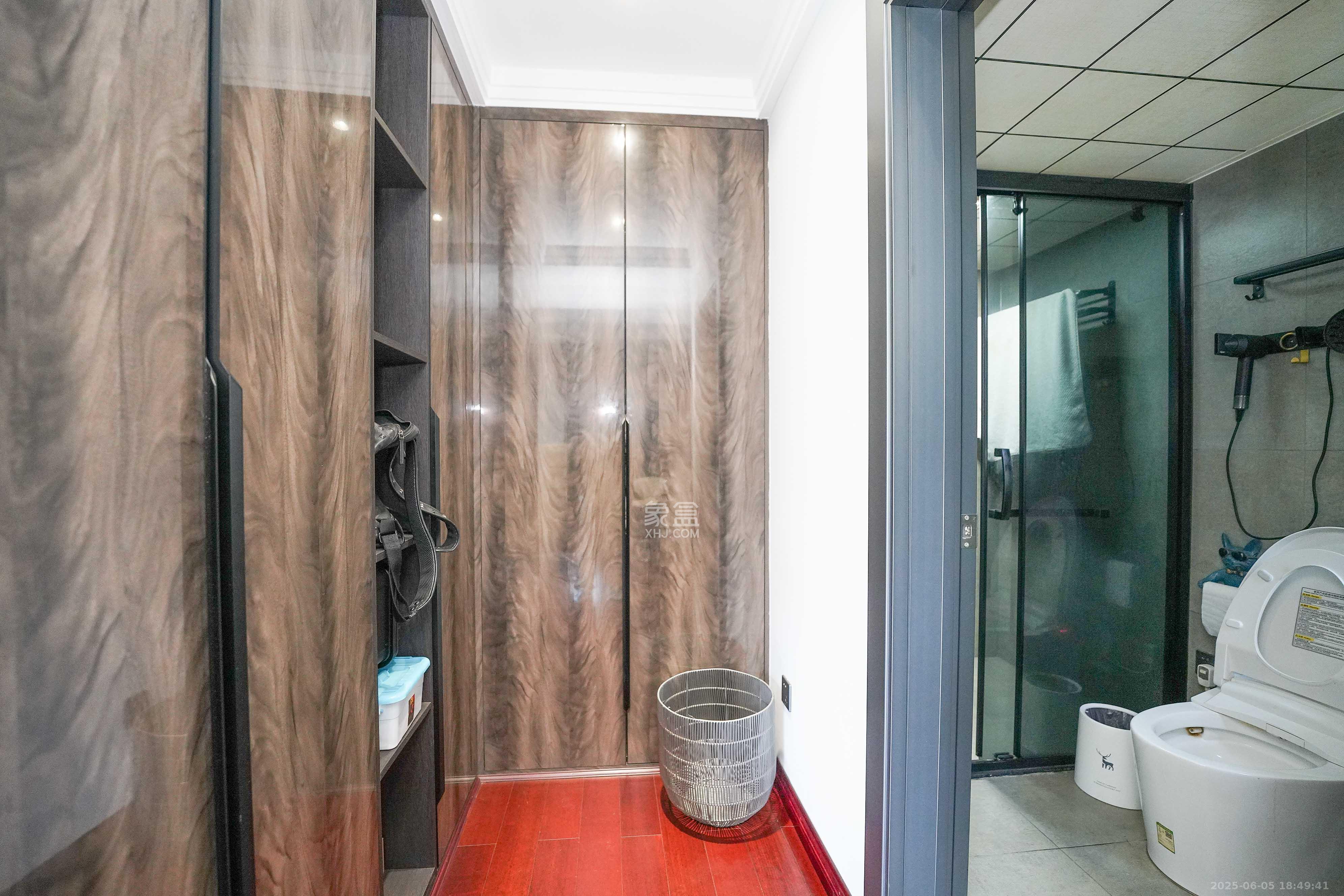 五矿万境蓝山 3室2厅2卫 182.0万 五矿万境蓝山 3室2厅2卫 182.0万其他