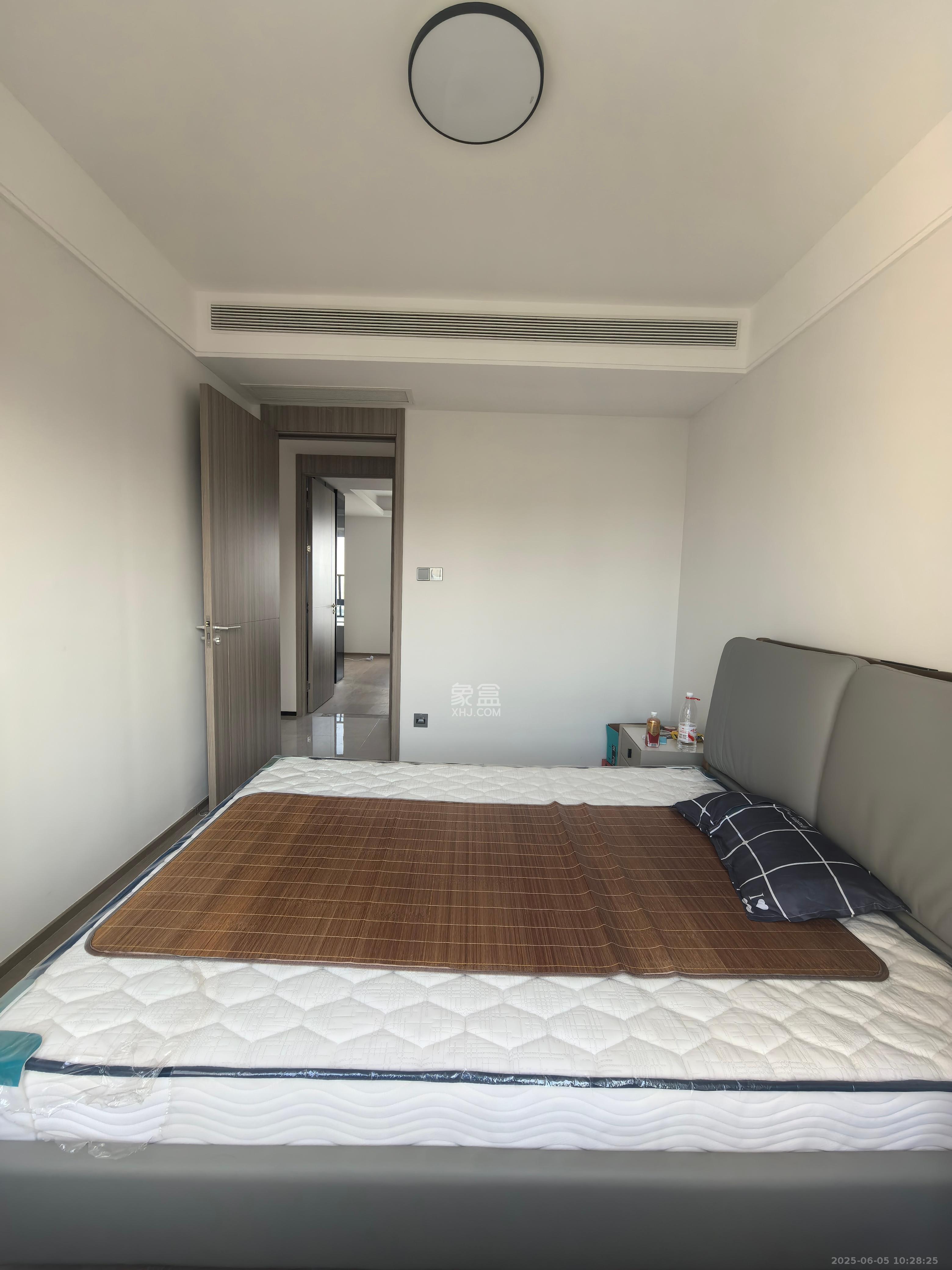 三一云谷  4室2厅2卫   3200.00元/月室内图