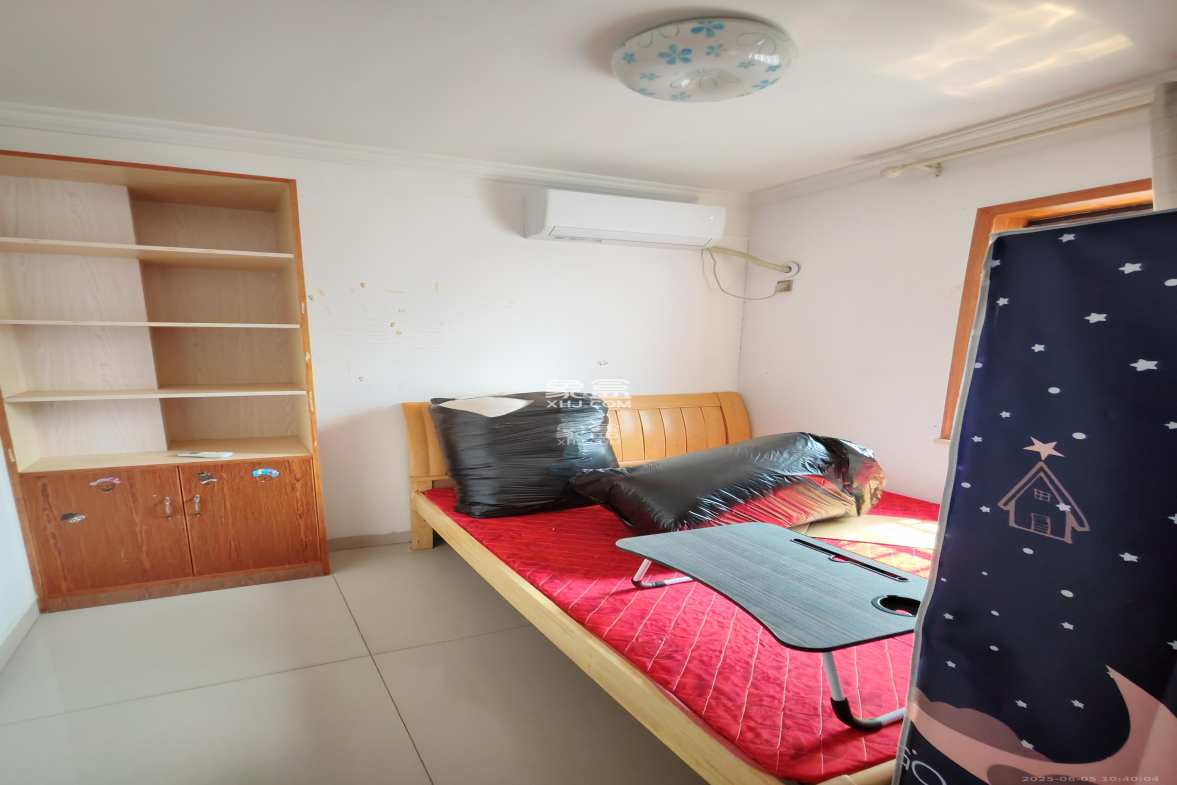 雨花公馆(紫苔名苑) 3室2厅1卫 2700.0元/月 雨花公馆(紫苔名苑) 3室2厅1卫 2700.0元/月室内图