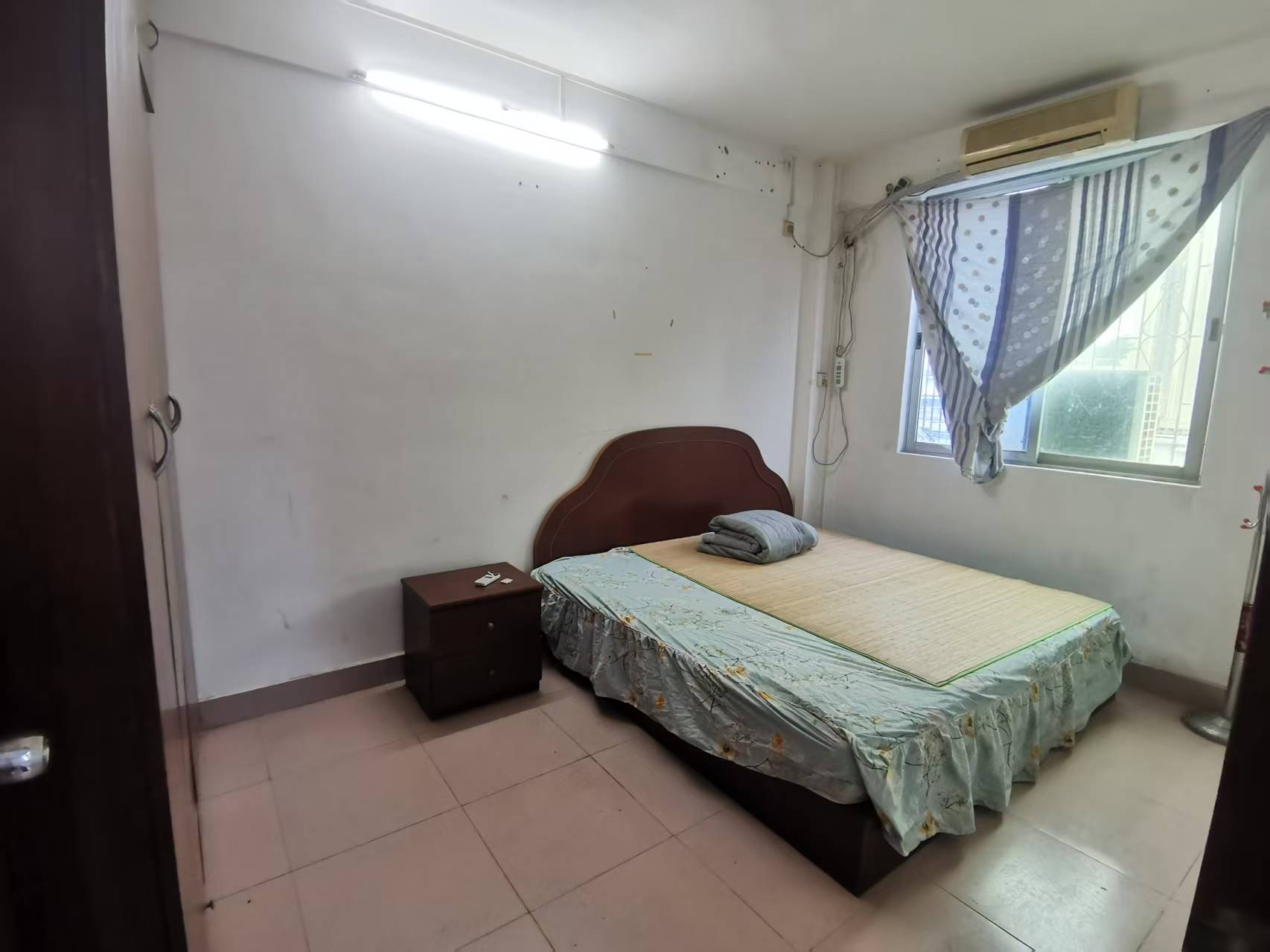 省农机公司宿舍(海秀中路)  3室2厅1卫    1500.0元/月 省农机公司宿舍(海秀中路)  3室2厅1卫    1500.0元/月室内图