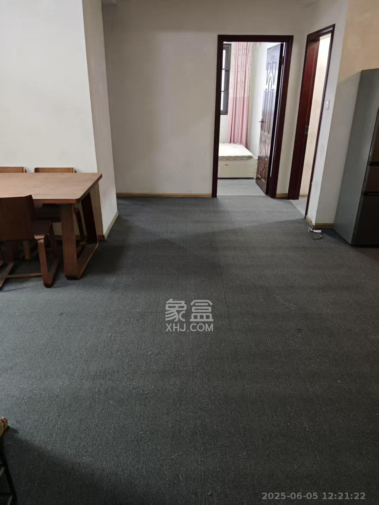 旭辉香樟公馆  3室2厅1卫   2800.00元/月室内图