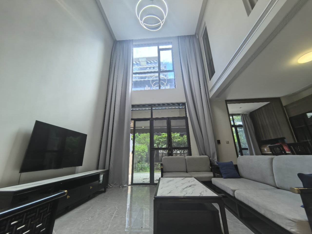 大华锦绣海岸三期 4室2厅3卫 12000.0元/月 大华锦绣海岸三期 4室2厅3卫 12000.0元/月室内图