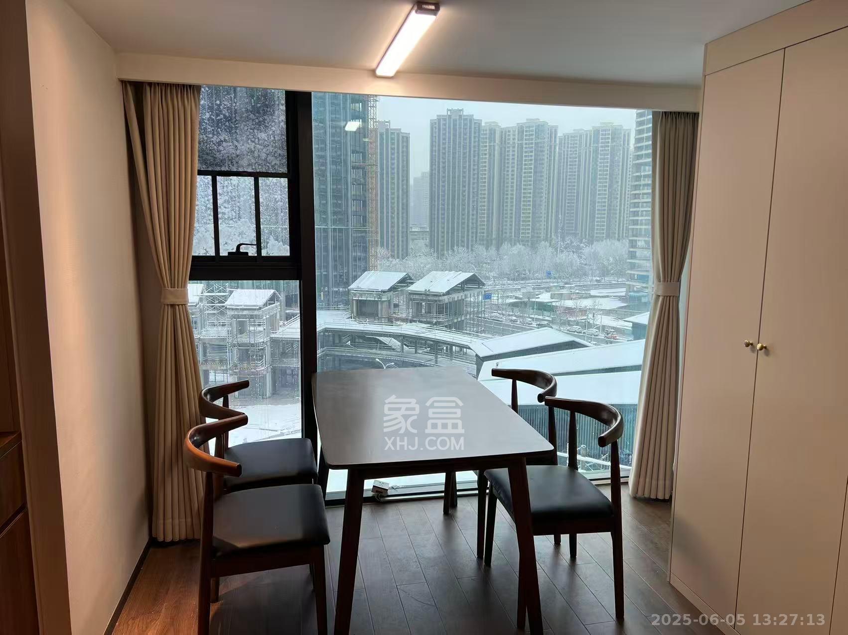 达美寰宇中心 2室1厅1卫 3200.0元/月 达美寰宇中心 2室1厅1卫 3200.0元/月室内图