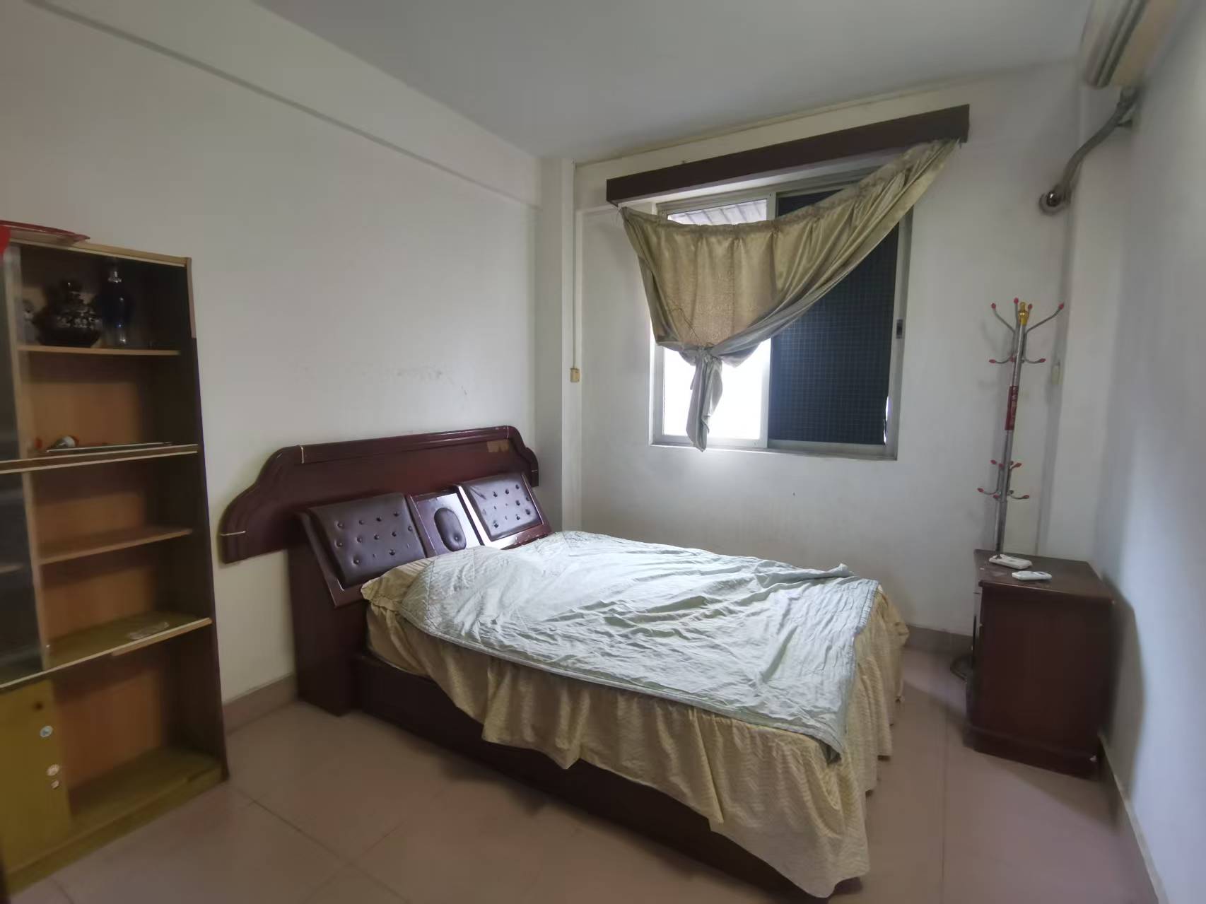 省农机公司宿舍(海秀中路)  3室2厅1卫    1500.0元/月 省农机公司宿舍(海秀中路)  3室2厅1卫    1500.0元/月室内图