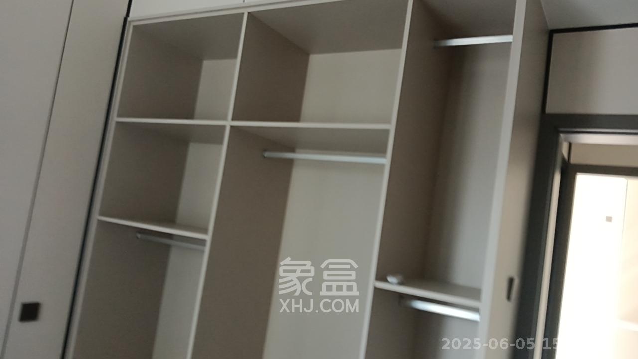 珑璟学府 2室2厅1卫 2600.0元/月 珑璟学府 2室2厅1卫 2600.0元/月室内图