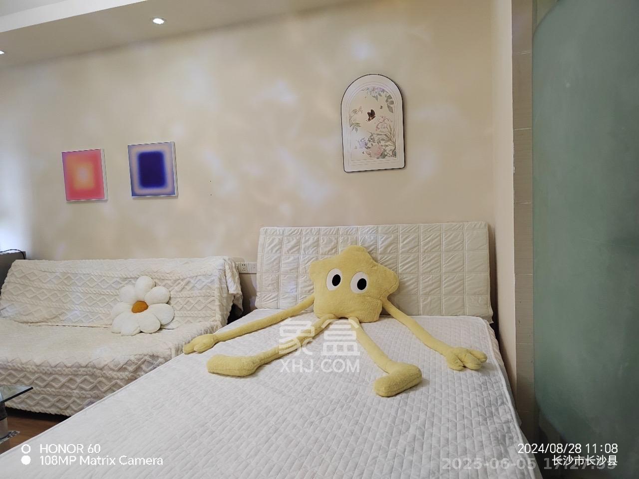 水岸世景  1室1厅1卫   1300.00元/月室内图