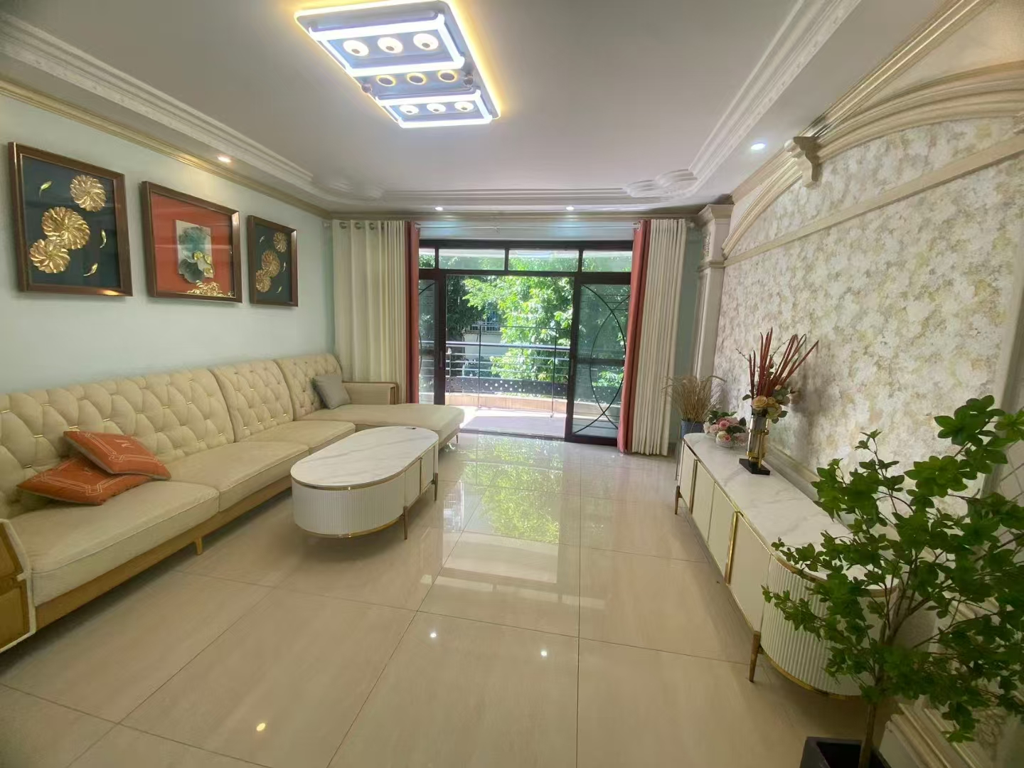 龙泉家园 3室2厅2卫 188.0万 龙泉家园 3室2厅2卫 188.0万室内图