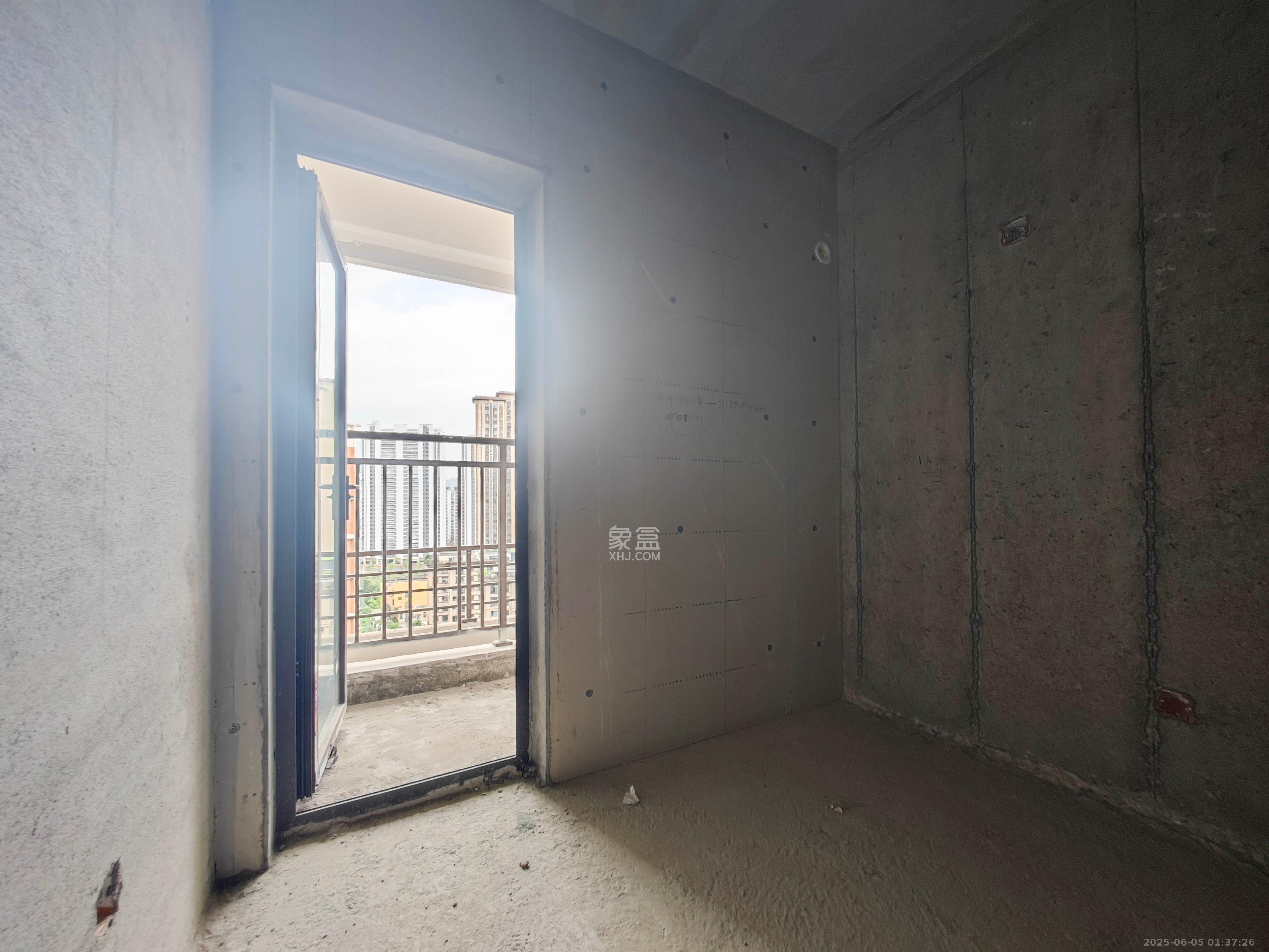 润和翰文府  3室2厅2卫    85.0万 润和翰文府  3室2厅2卫    85.0万其他