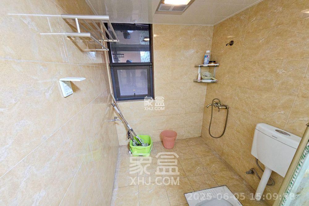 茂华国际湘 3室2厅2卫 2900.0元/月 茂华国际湘 3室2厅2卫 2900.0元/月室内图