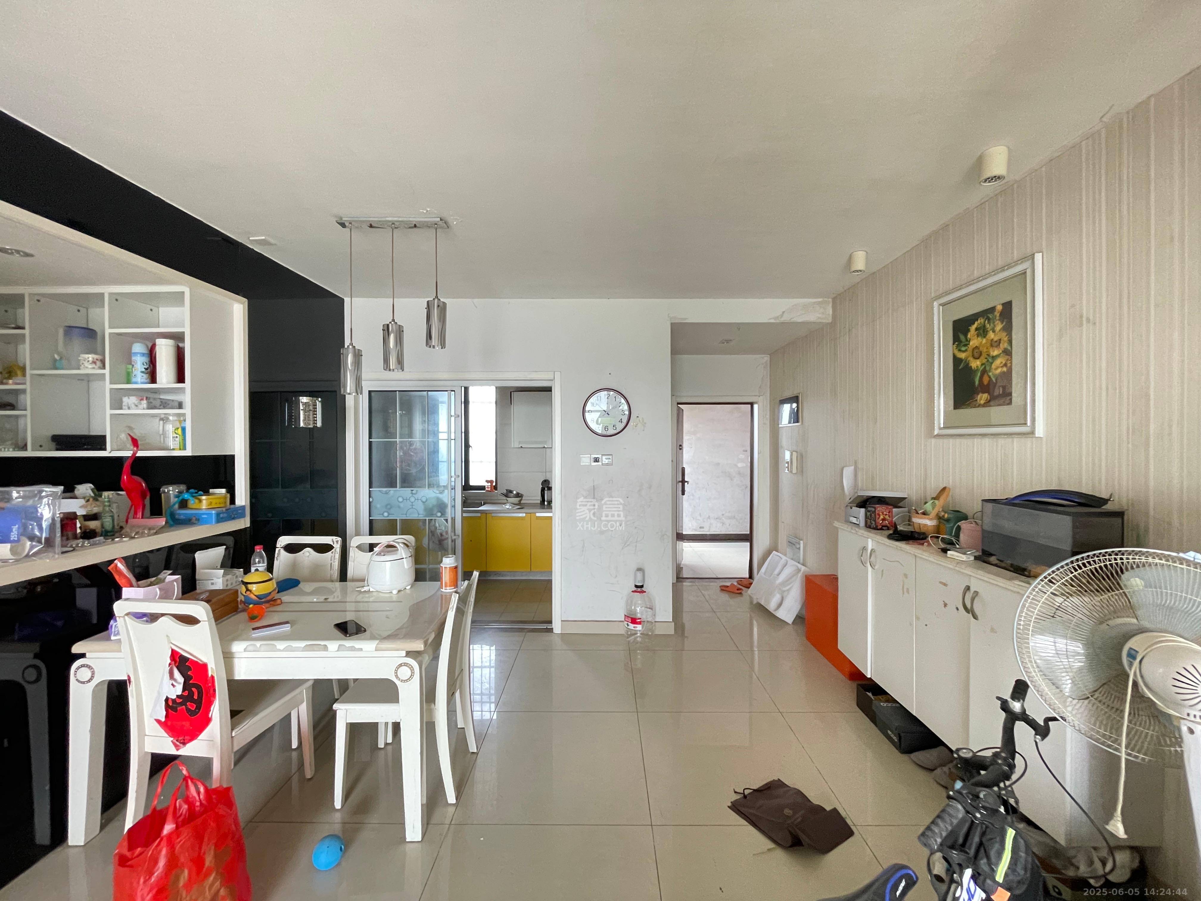 保利麓谷林语E区 1室2厅2卫 2600.0元/月 保利麓谷林语E区 1室2厅2卫 2600.0元/月室内图