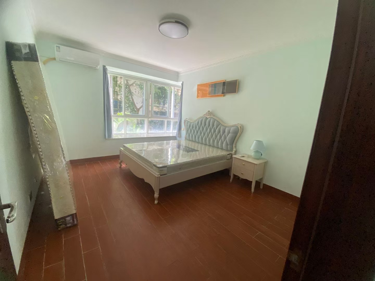 龙泉家园 3室2厅2卫 188.0万 龙泉家园 3室2厅2卫 188.0万室内图