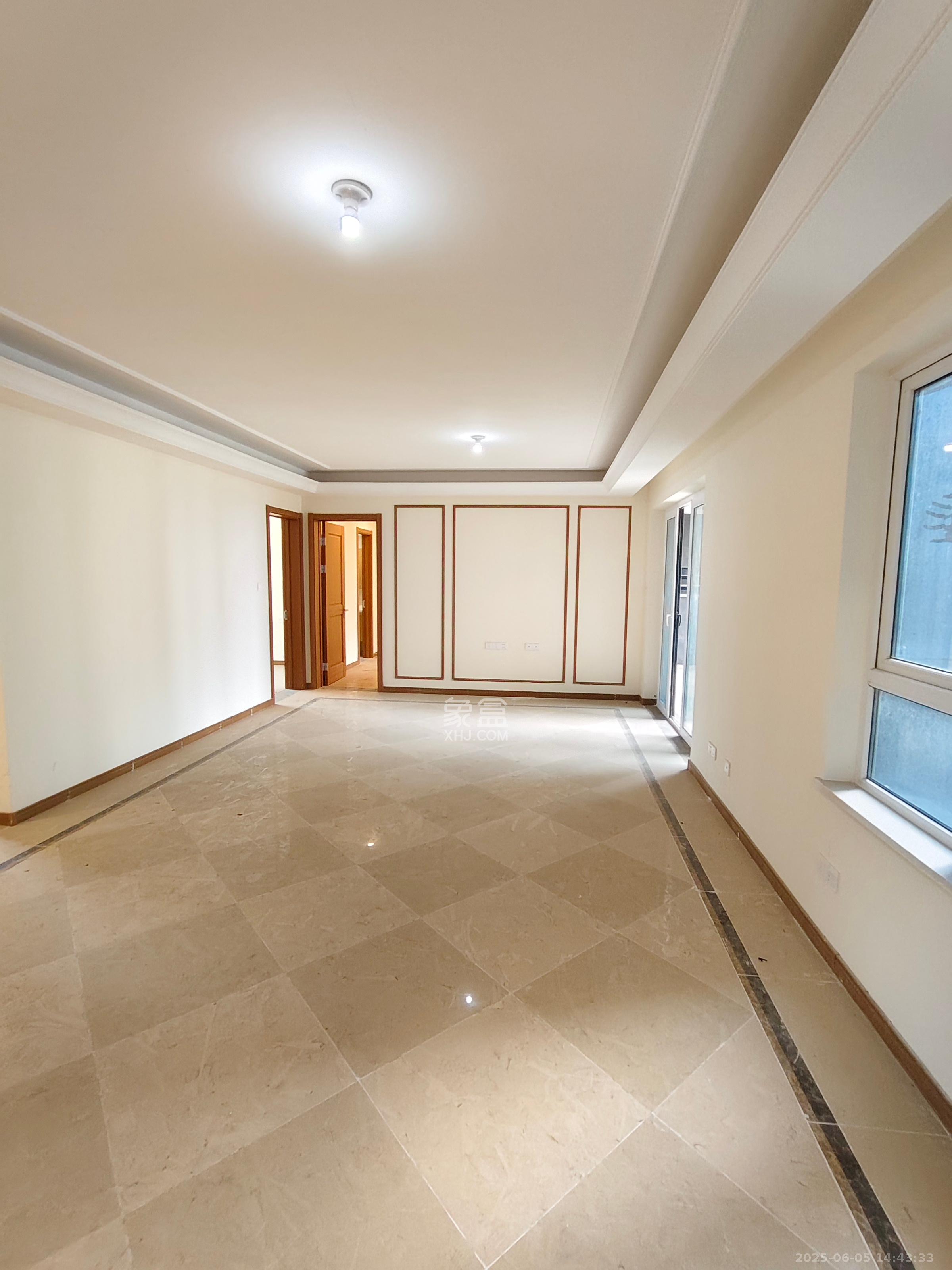 金科集美天辰 3室2厅2卫 1800.0元/月 金科集美天辰 3室2厅2卫 1800.0元/月室内图